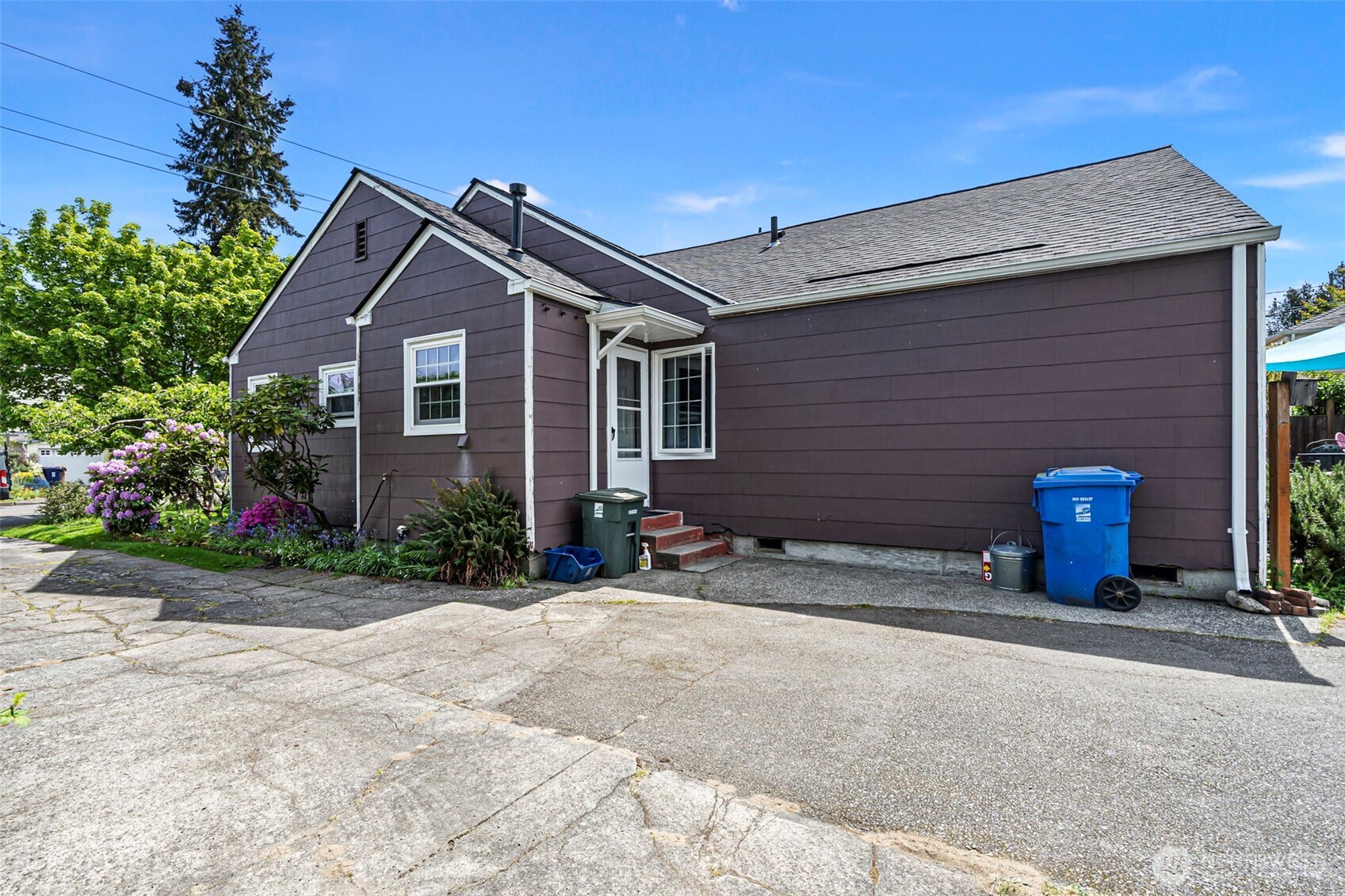 3708 N Cheyenne Street