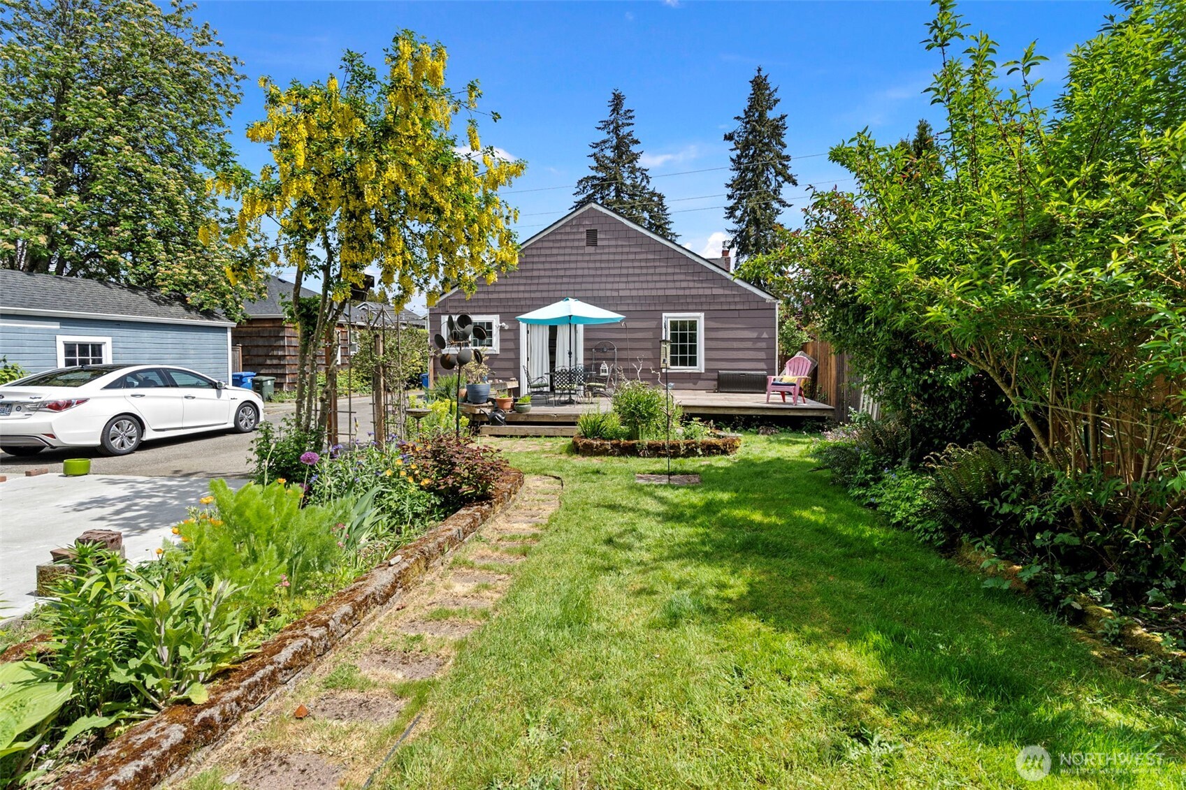 3708 N Cheyenne Street