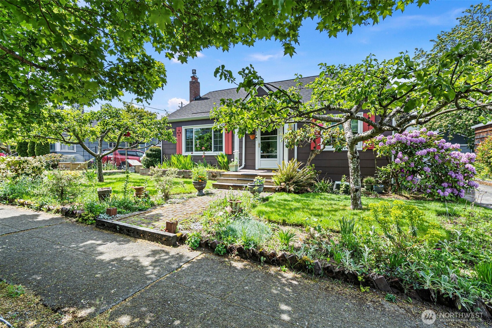 3708 N Cheyenne Street