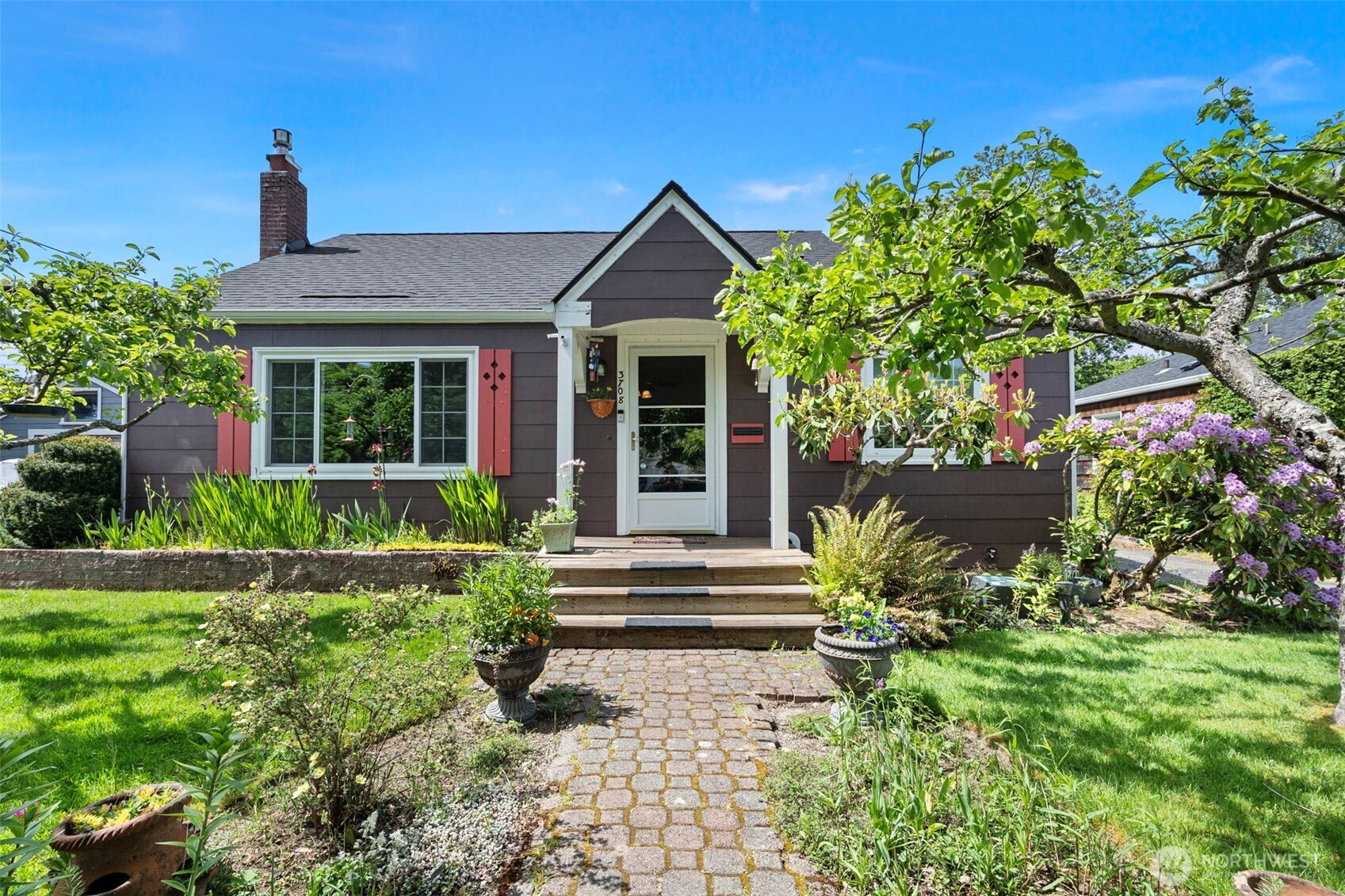 3708 N Cheyenne Street