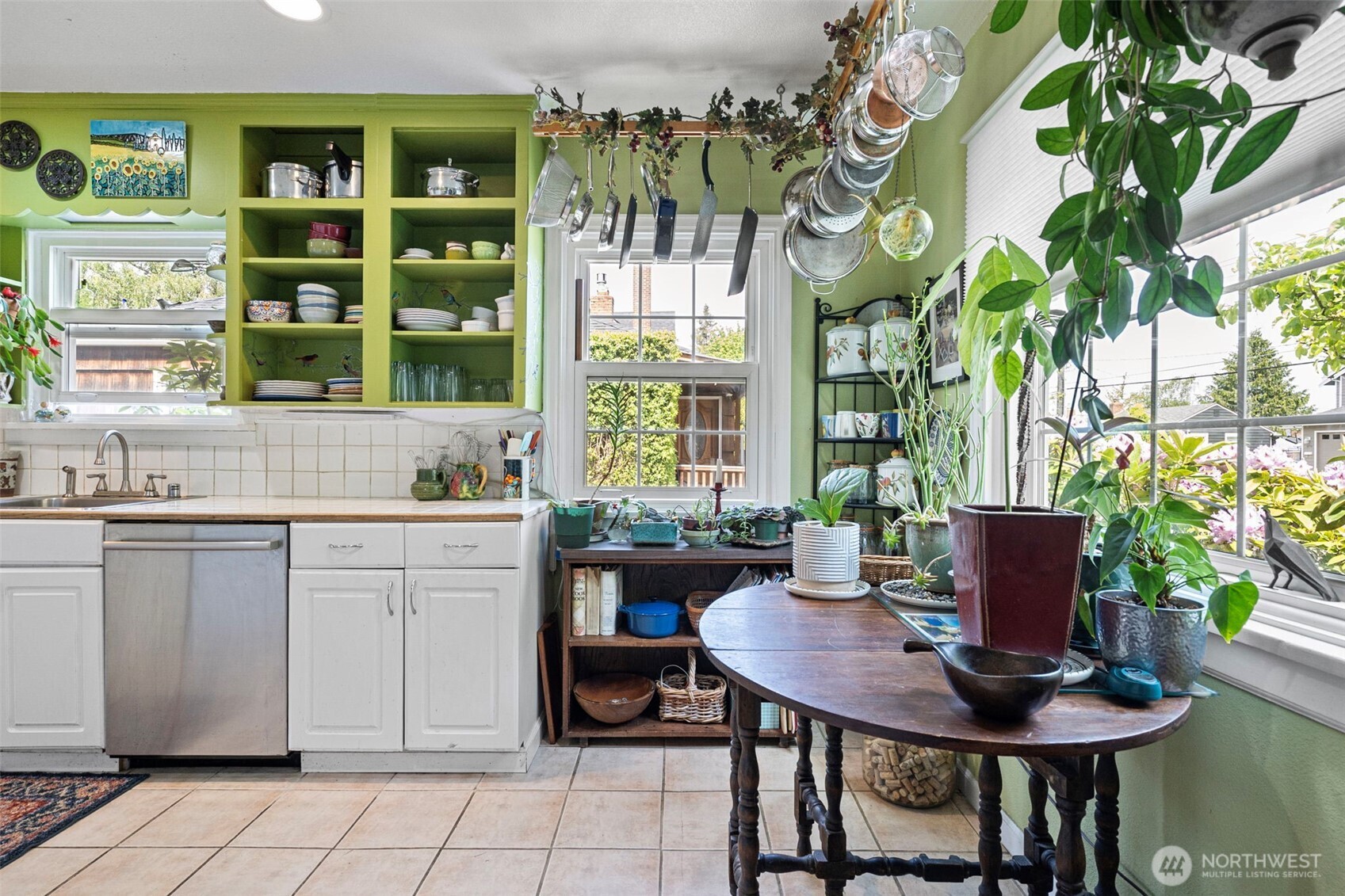 3708 N Cheyenne Street