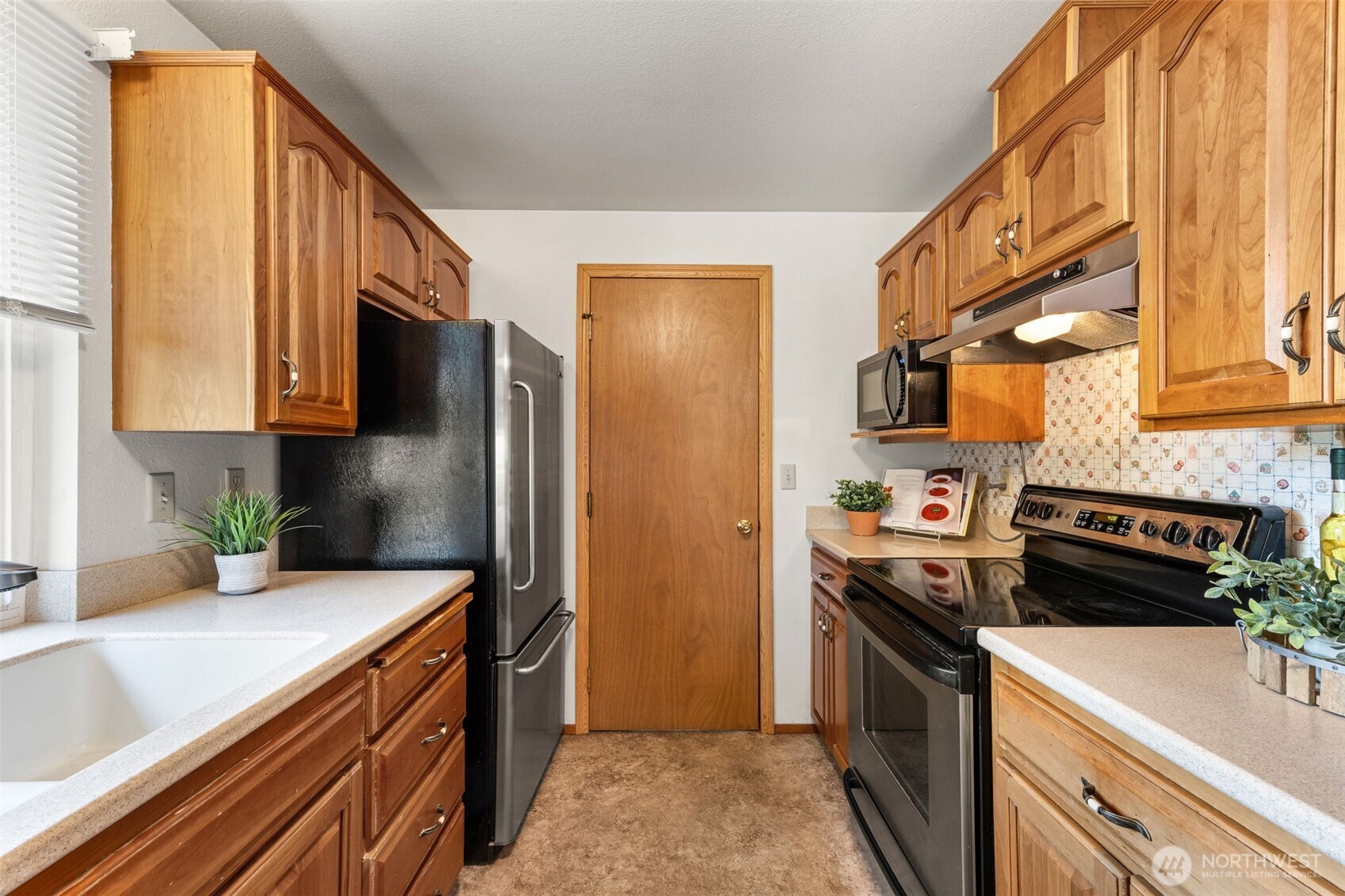 2708 Cambridge Drive