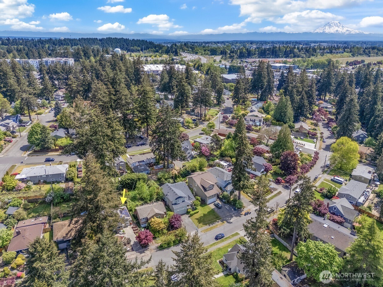 413 Farallone Avenue