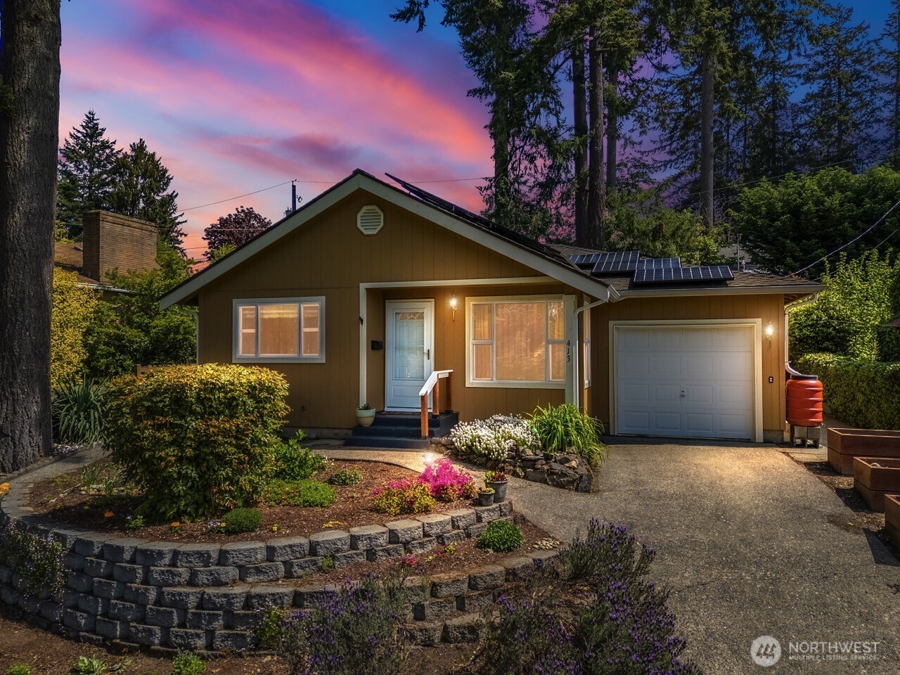 413 Farallone Avenue