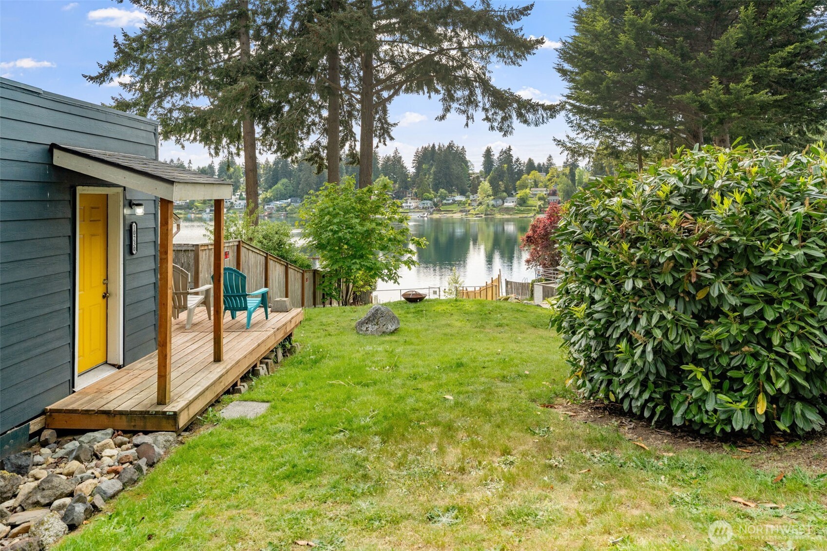 10230 to 10232 Melody Lane SW