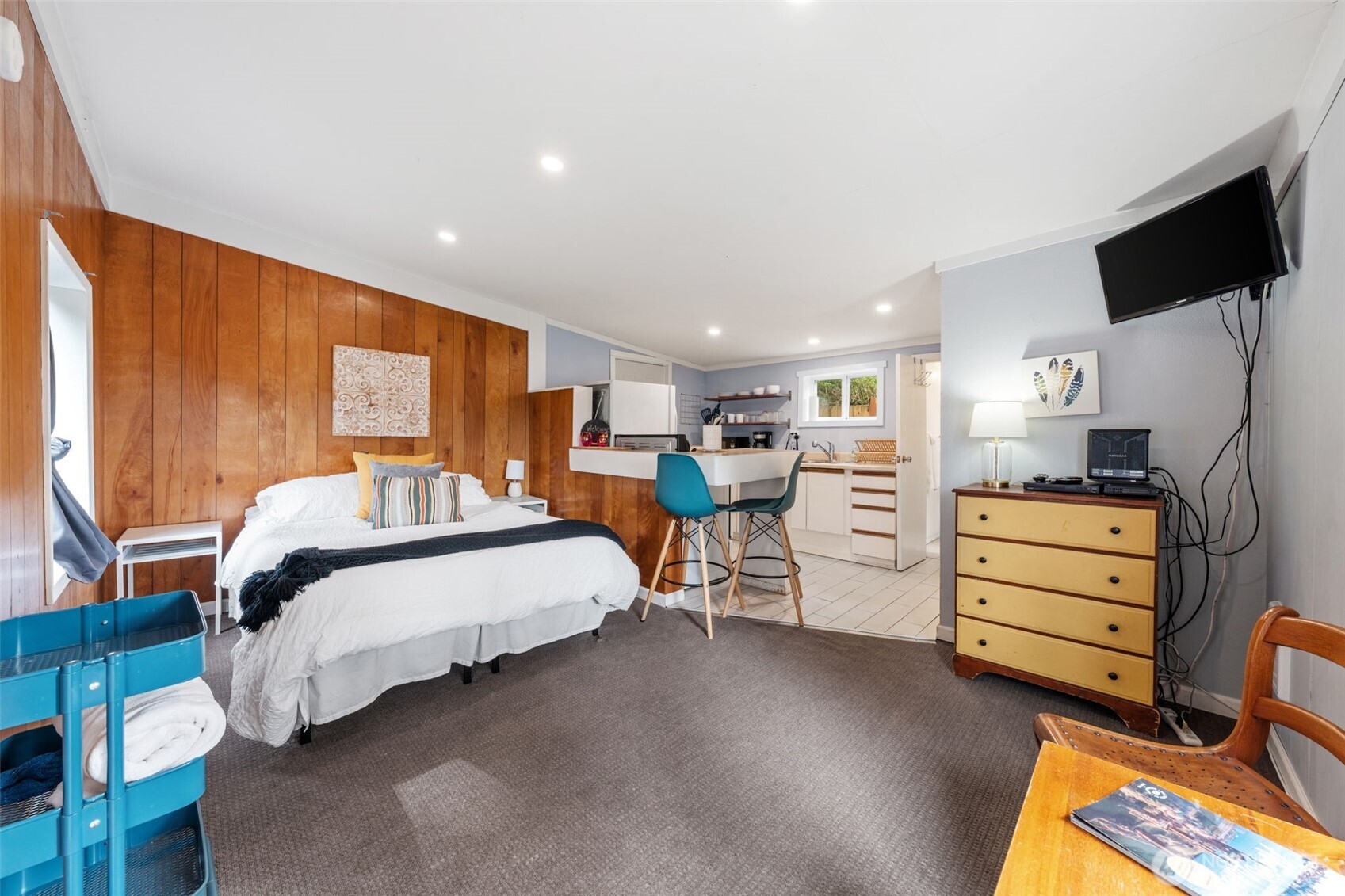 10230 to 10232 Melody Lane SW