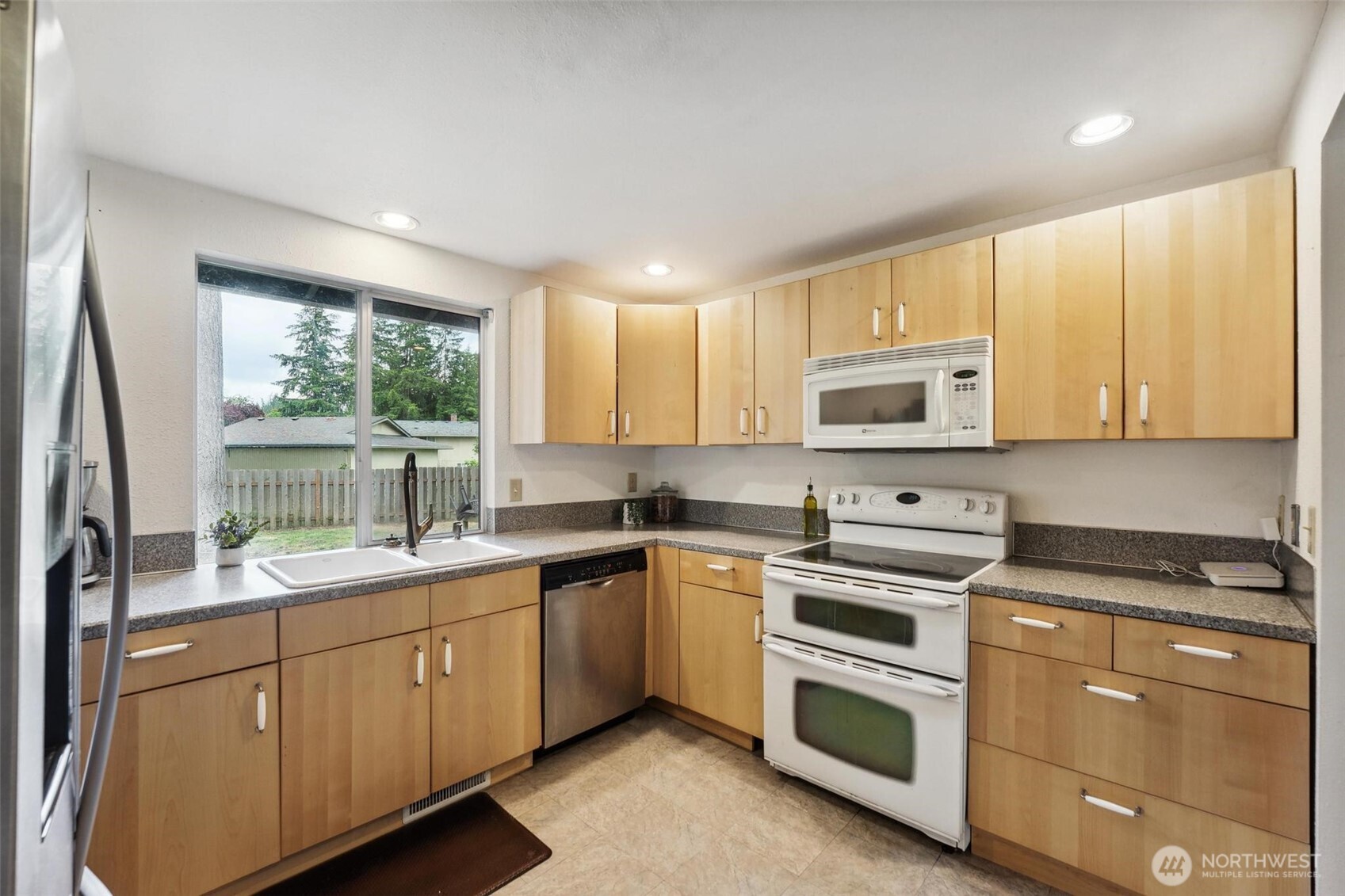 3512 Frances Drive SE