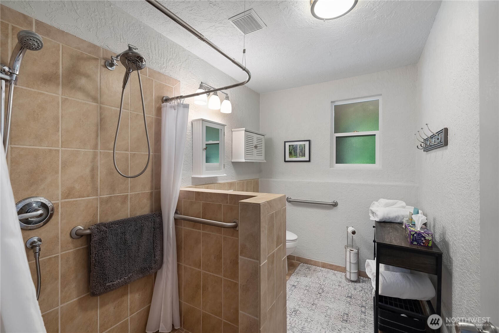 620 E Ballantrae Drive