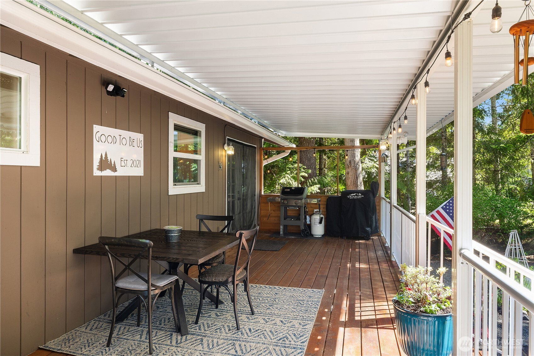 620 E Ballantrae Drive