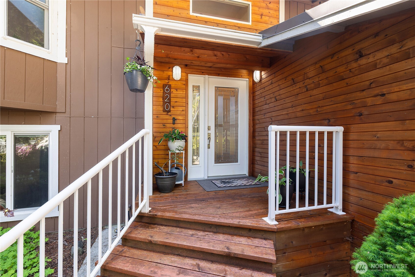 620 E Ballantrae Drive