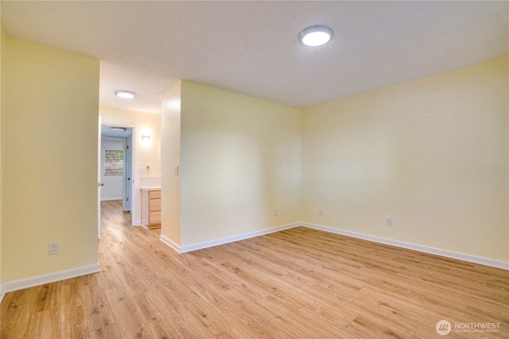 1372 Bel Air Road Unit: 18