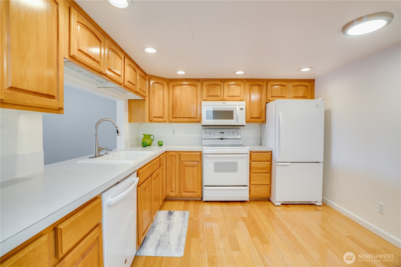 1372 Bel Air Road Unit: 18