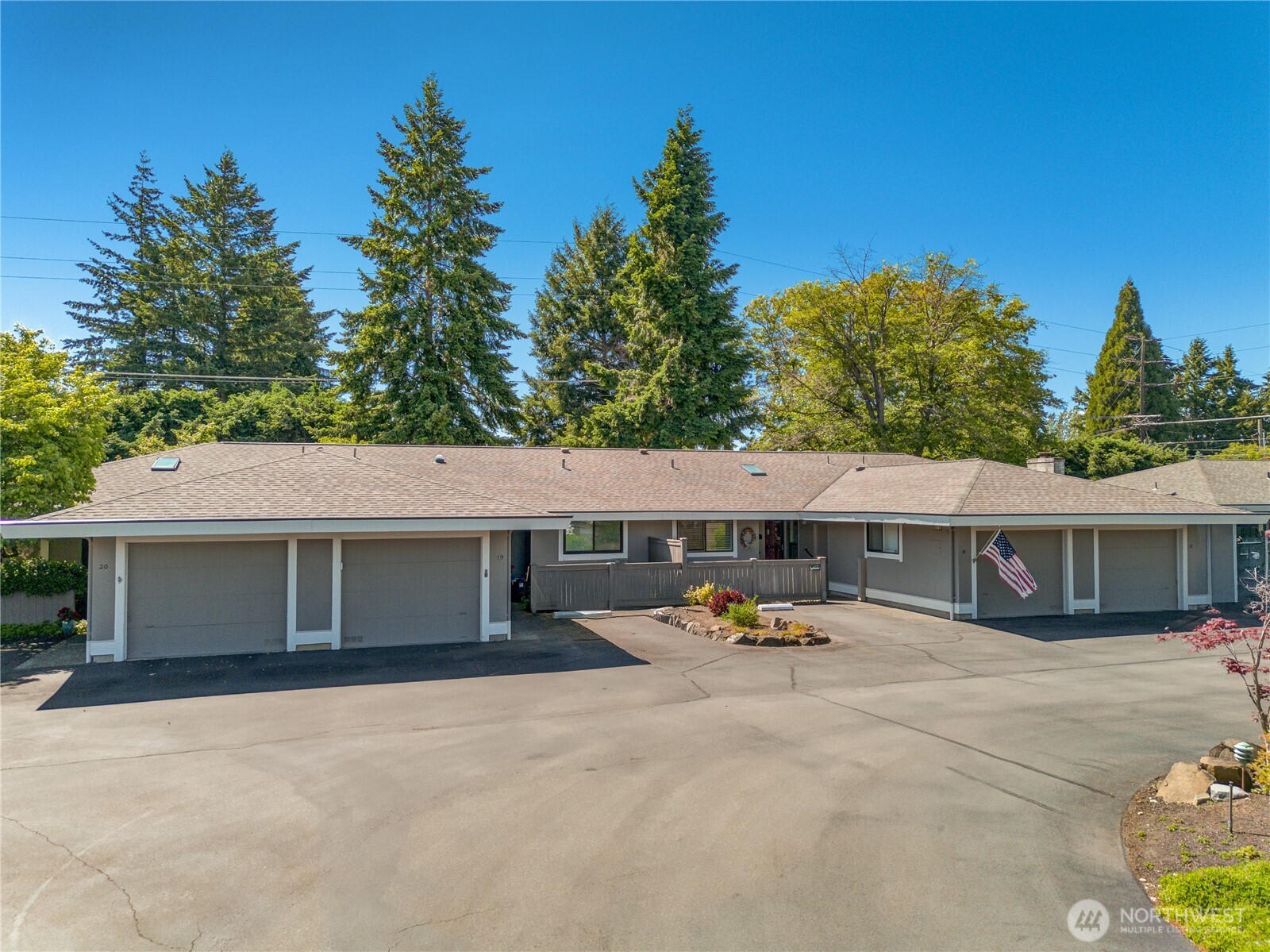 1372 Bel Air Road Unit: 18