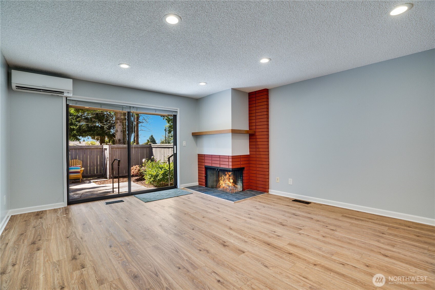 1372 Bel Air Road Unit: 18