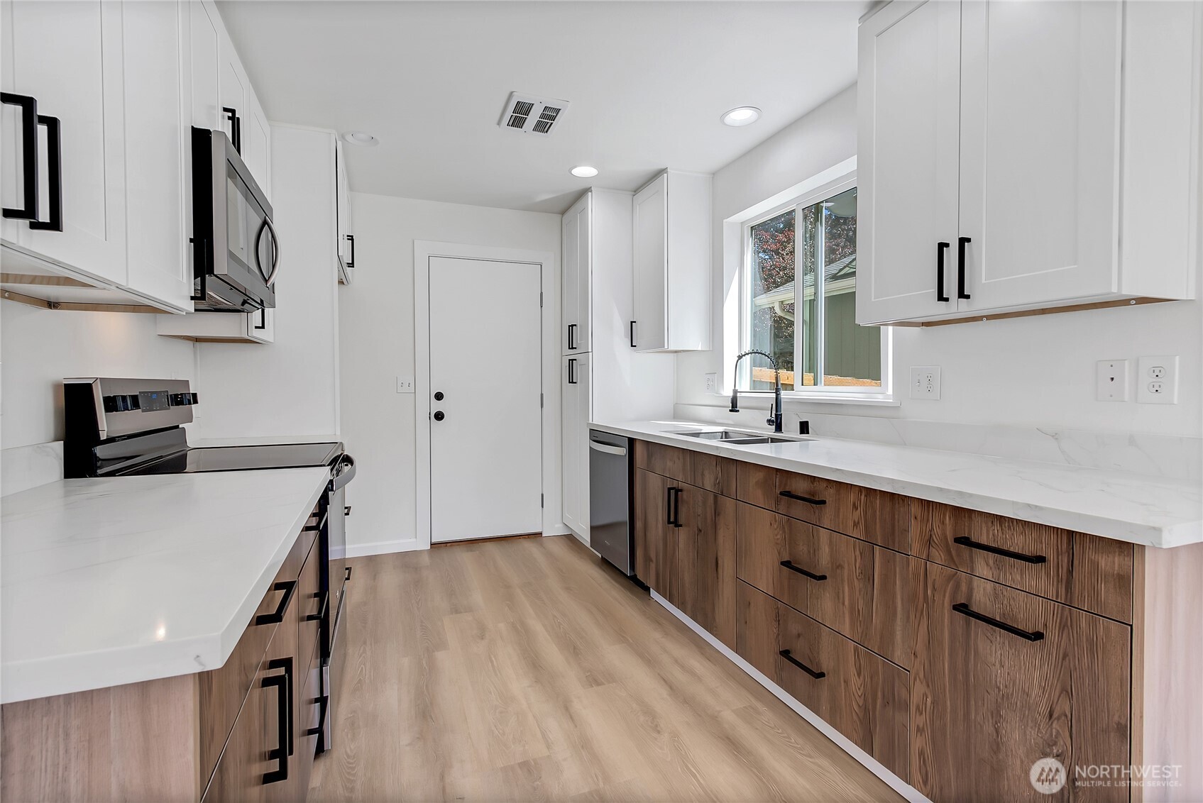 20610 6TH Avenue Ct E