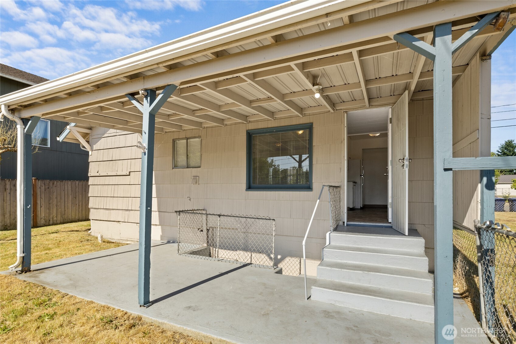 7427 S Warner Street