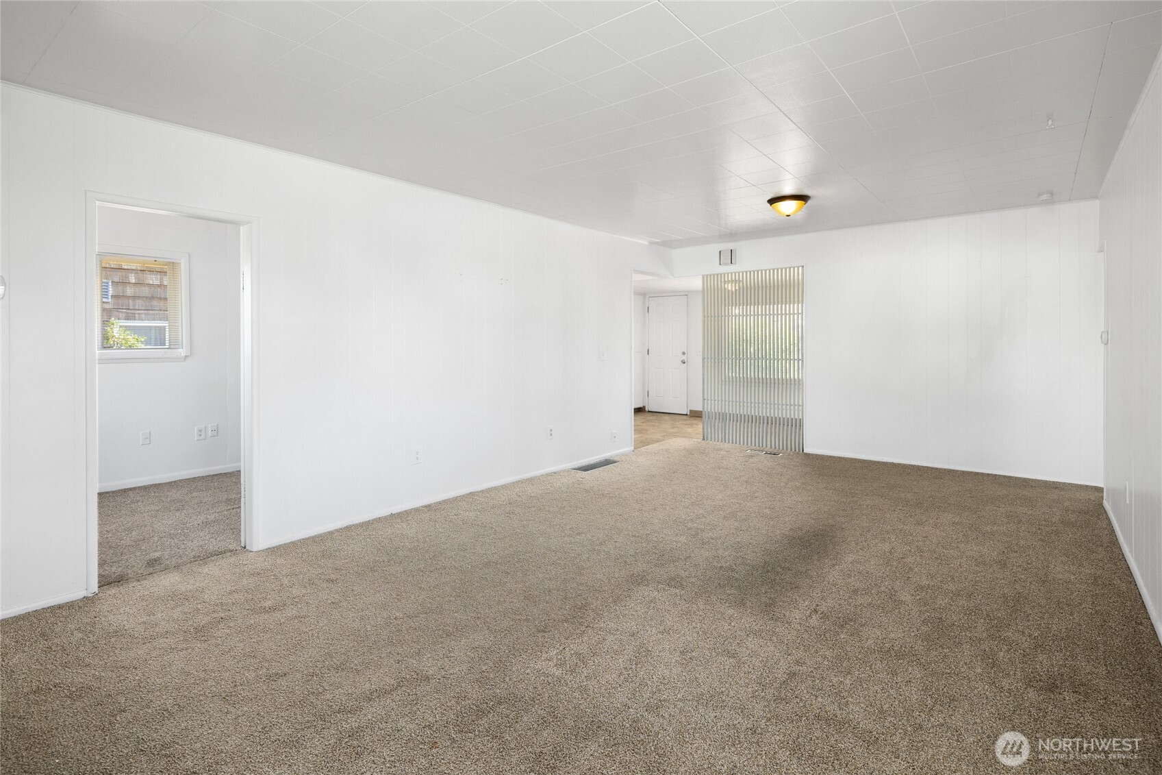 7427 S Warner Street