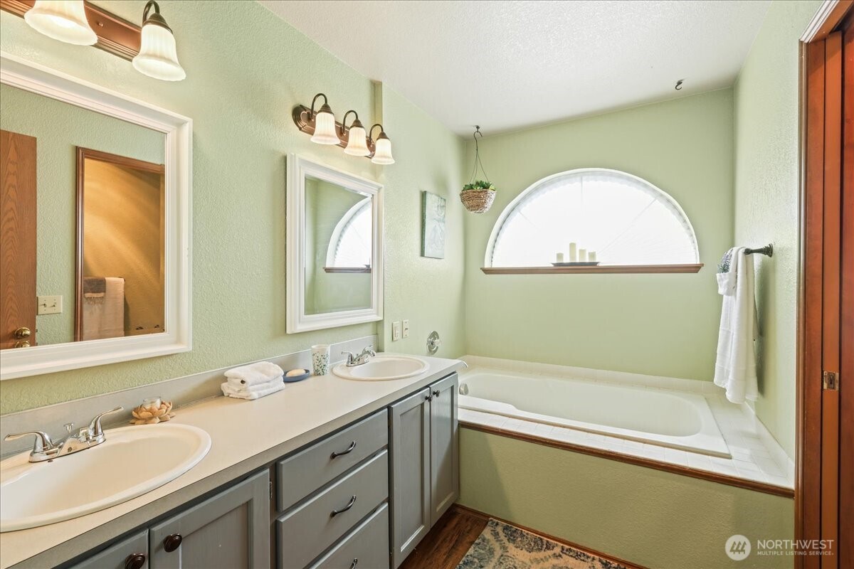 13319 15th Avenue Ct E