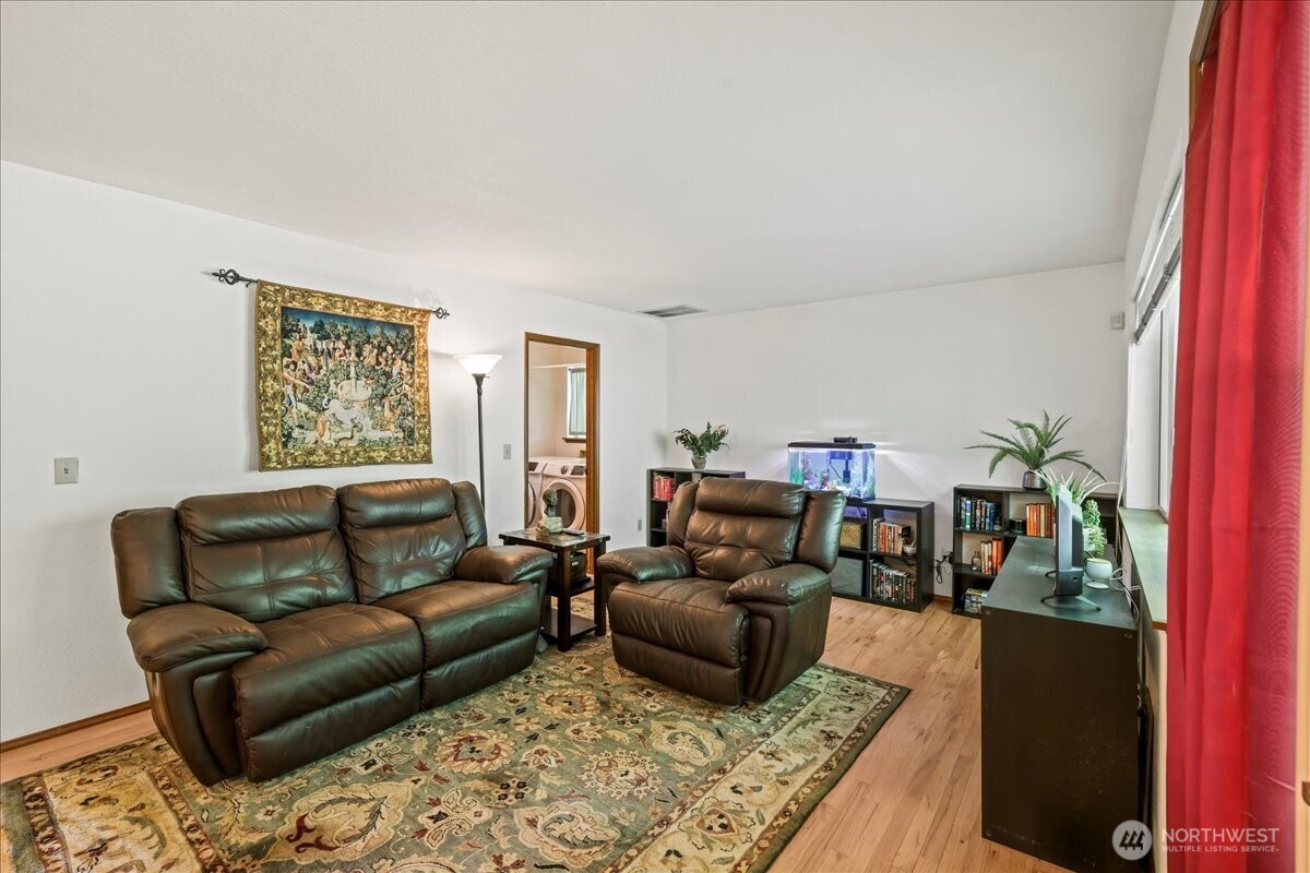 13319 15th Avenue Ct E