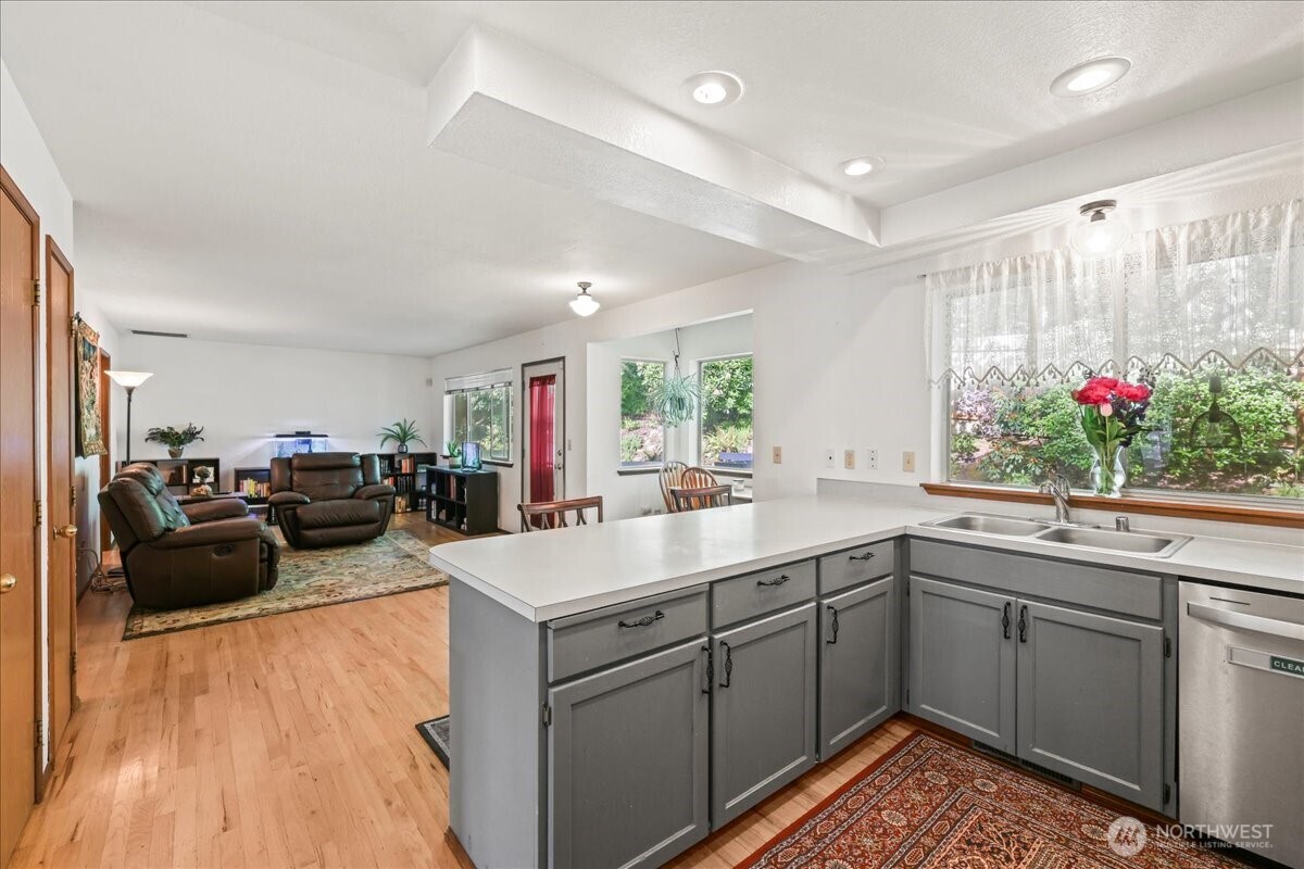 13319 15th Avenue Ct E