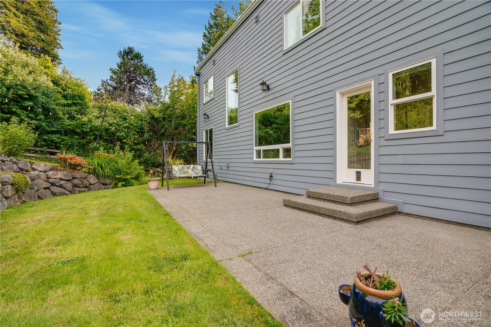 1425 S Sunset Drive