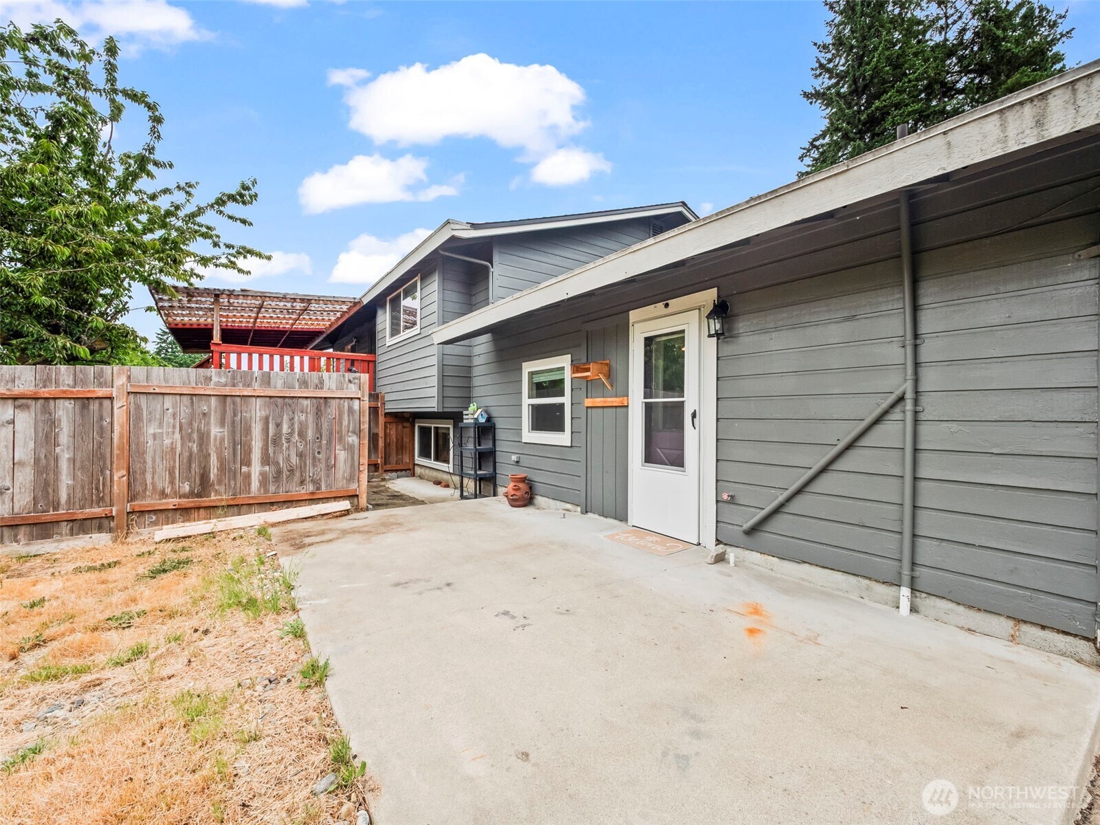 2248 Madrona Drive SE