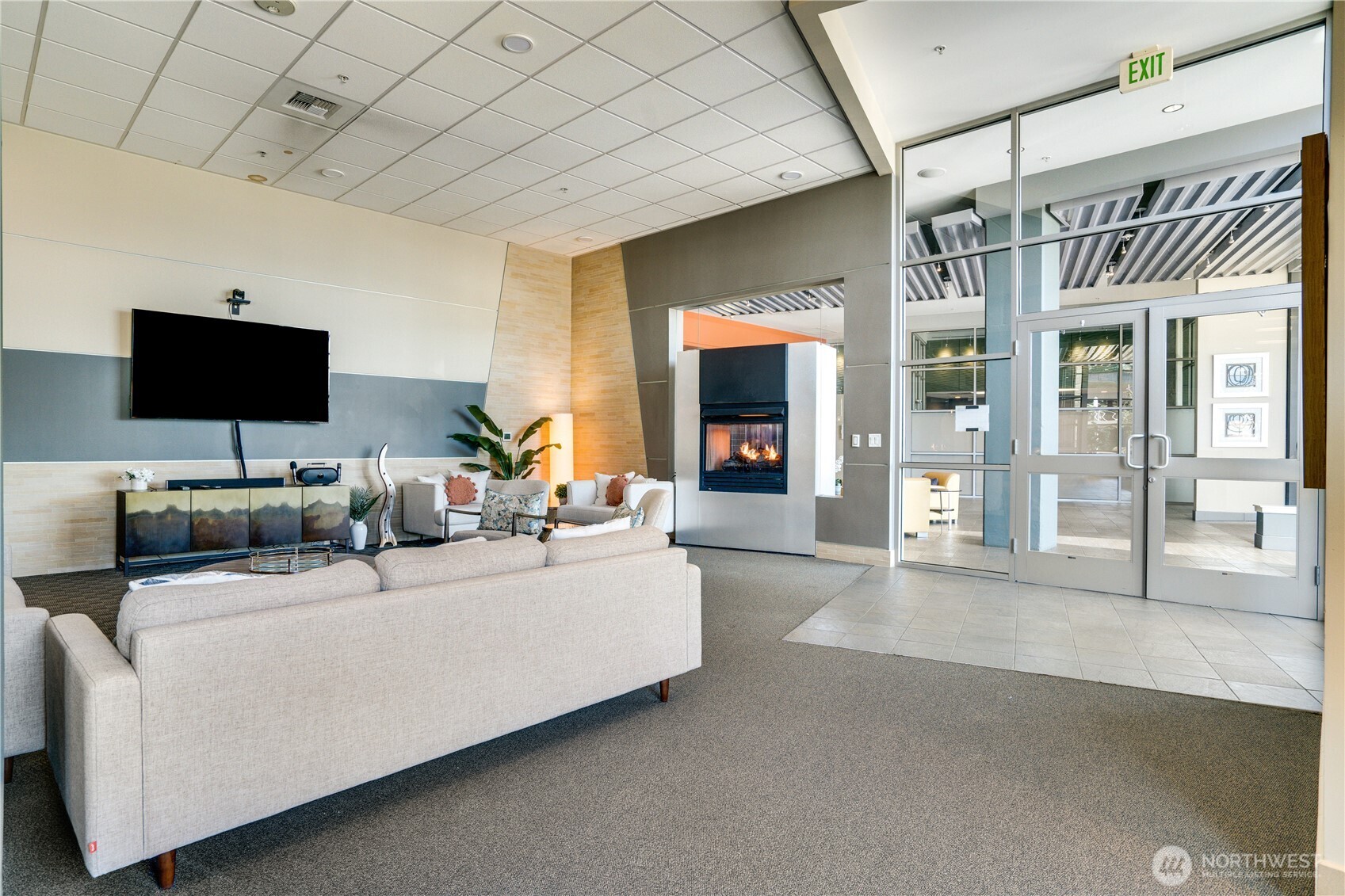 1515 Dock Street Unit: 306