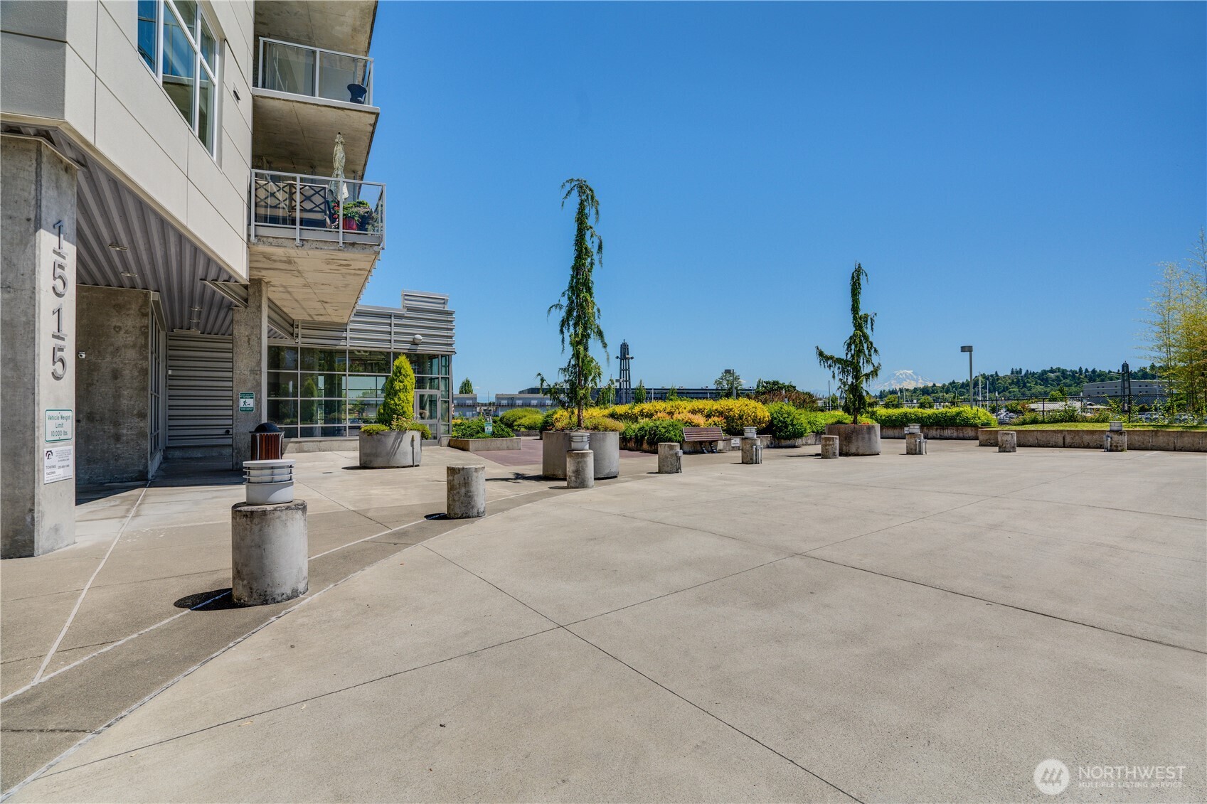 1515 Dock Street Unit: 306