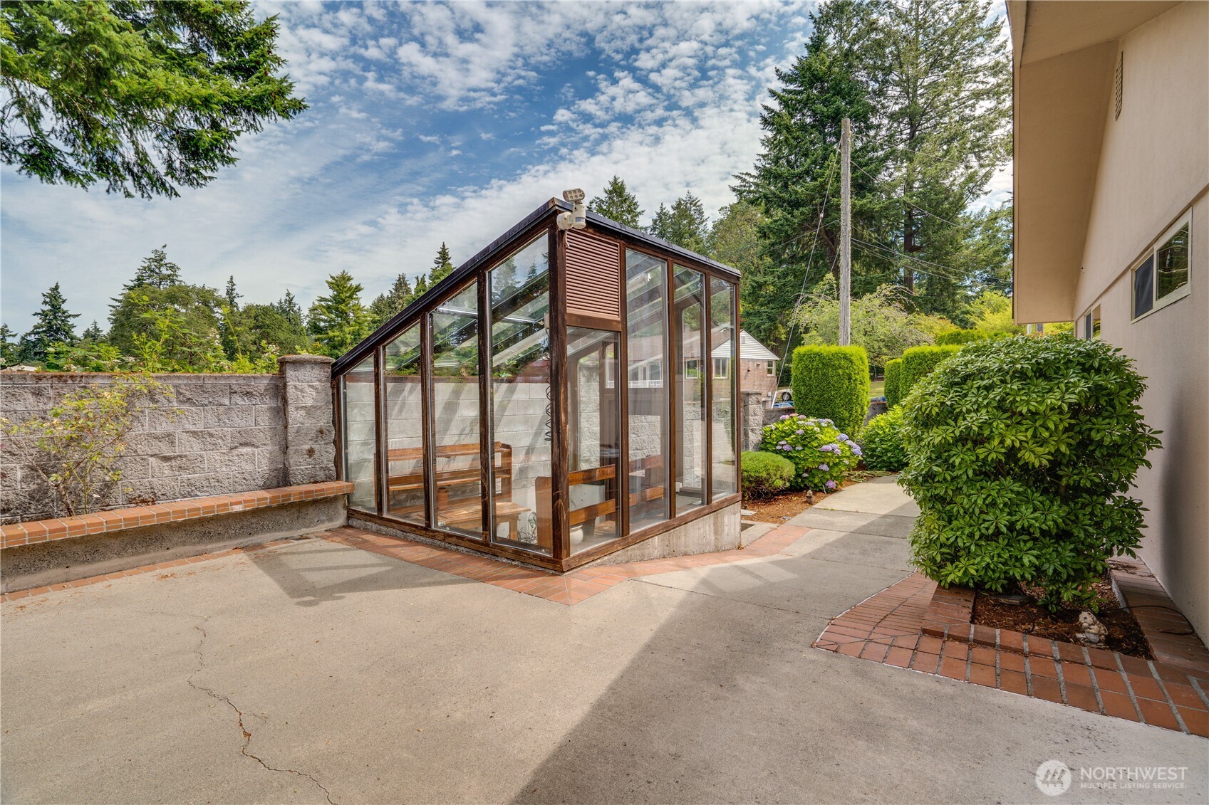 6638 Hilltop Lane