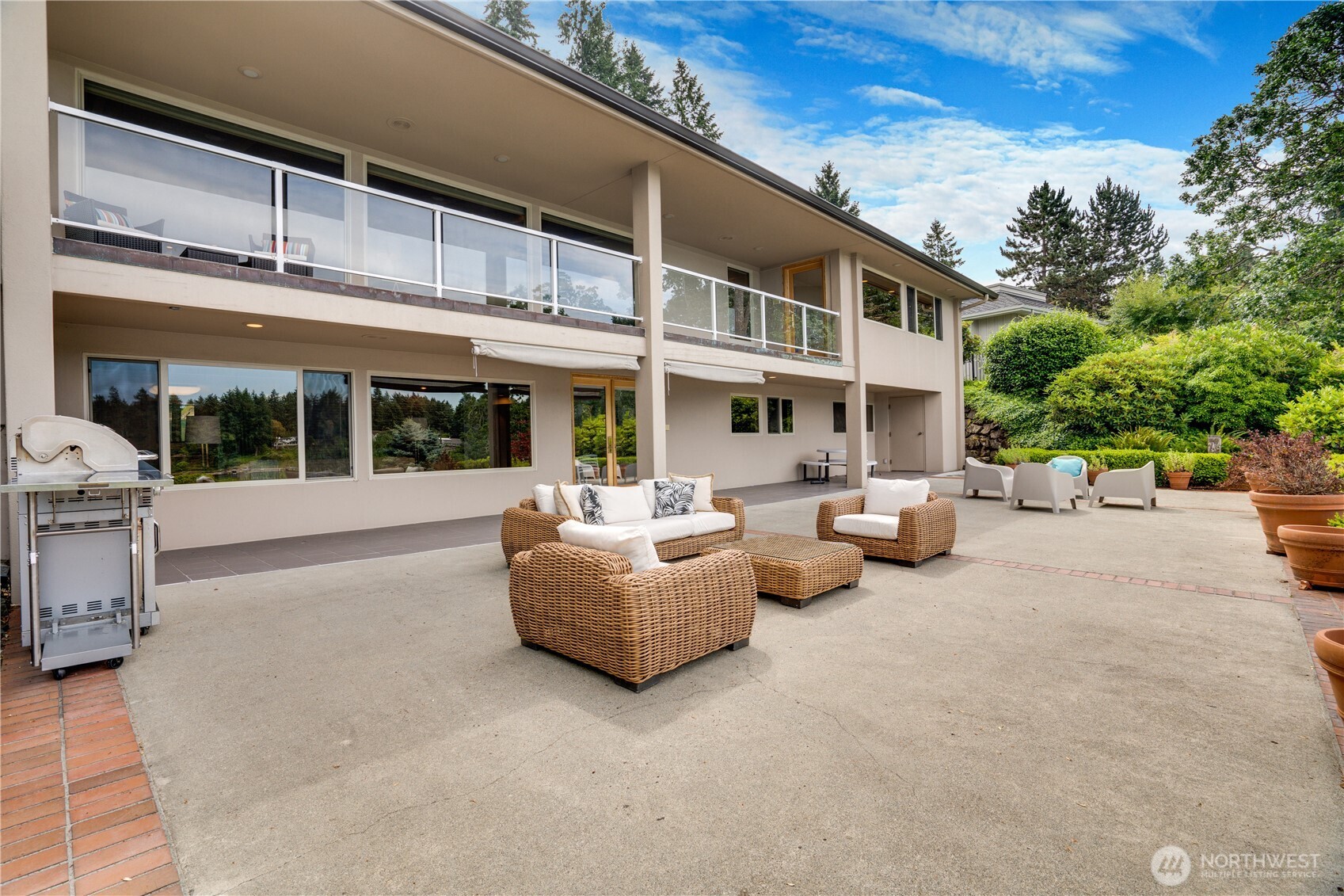 6638 Hilltop Lane