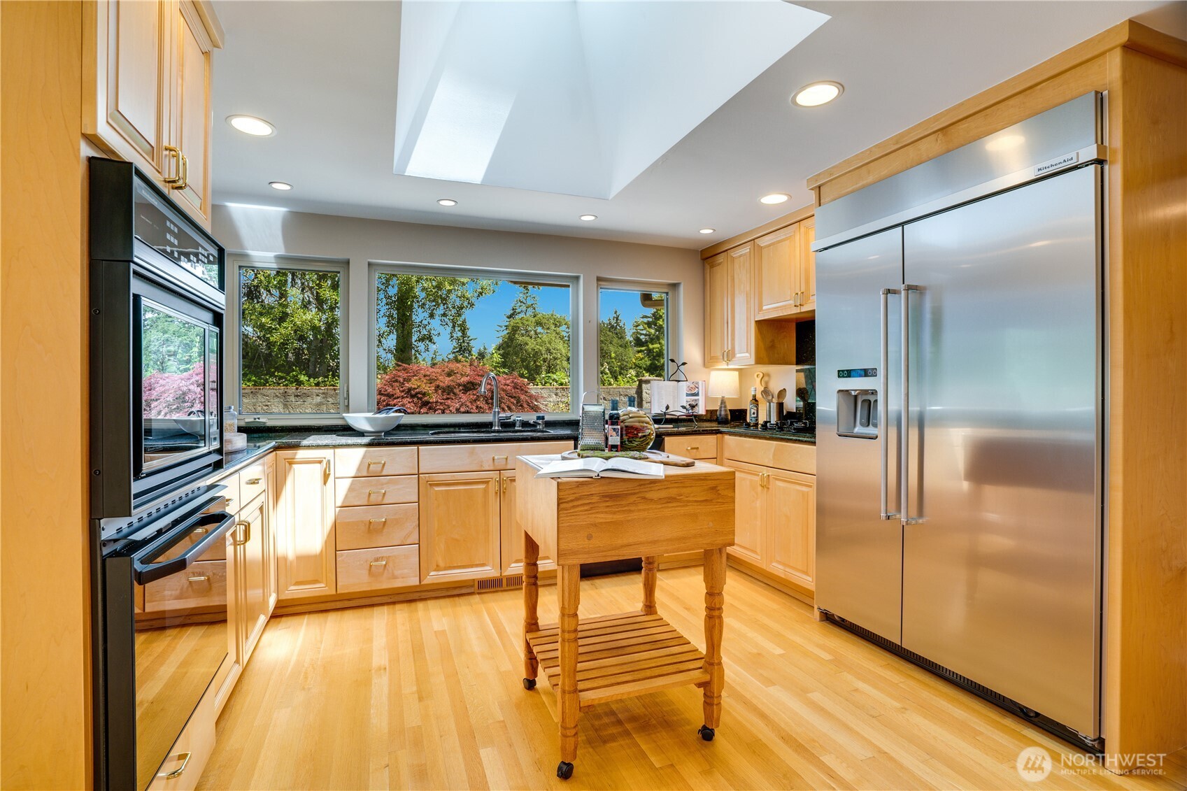 6638 Hilltop Lane