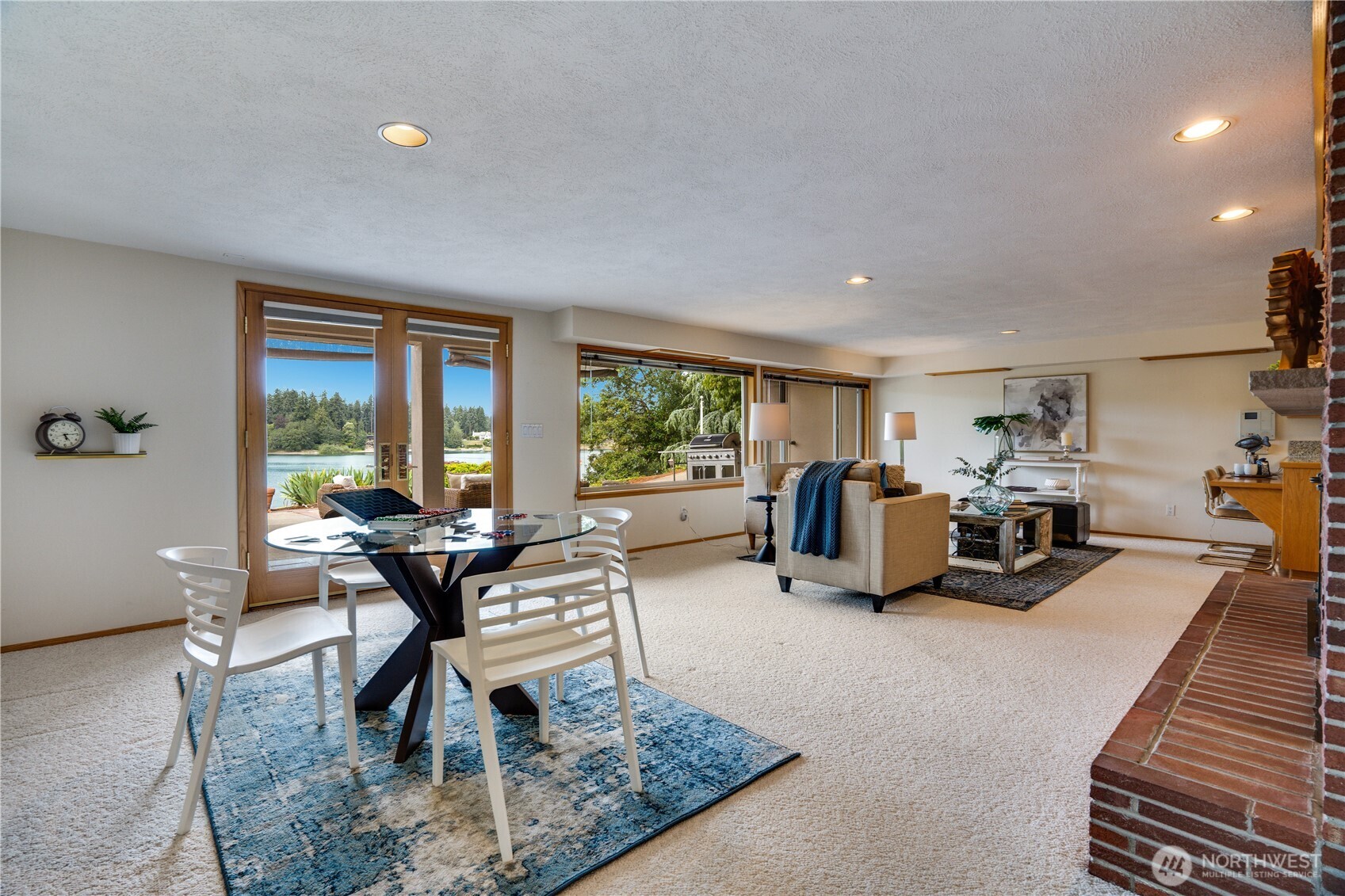 6638 Hilltop Lane