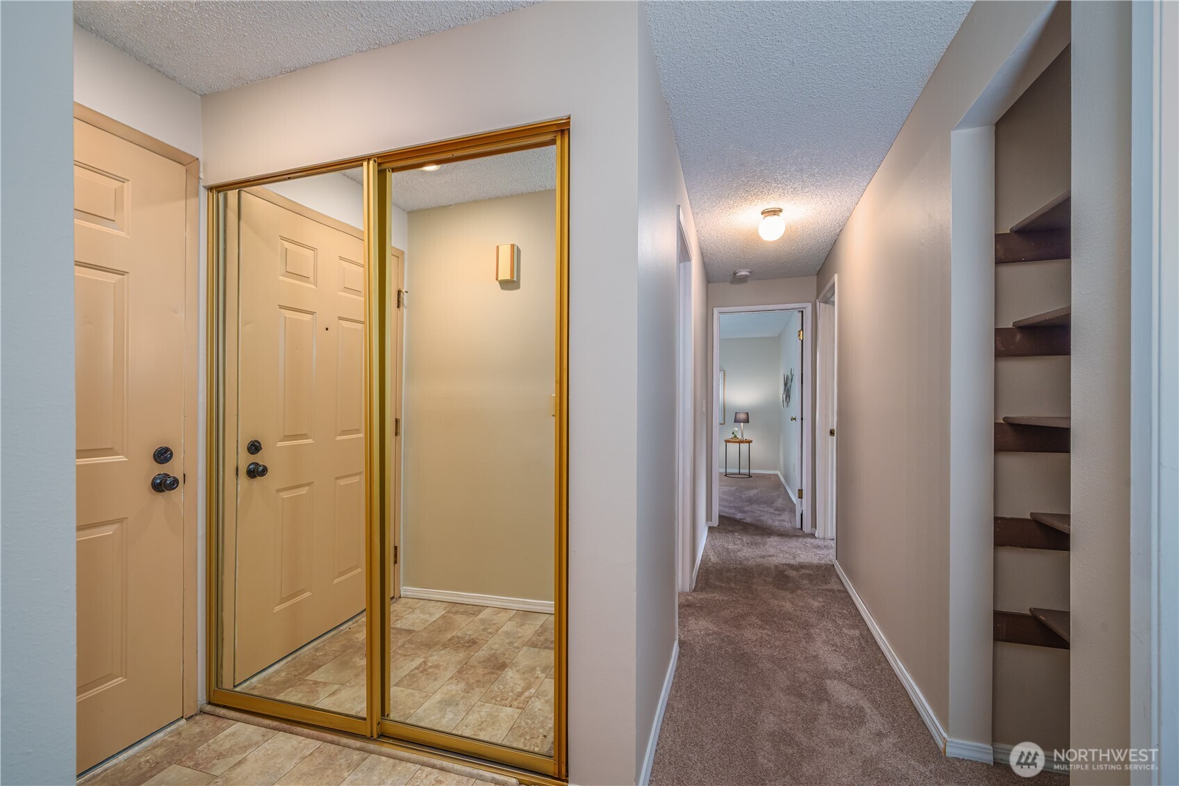 7301 N Skyview Place Unit: B201
