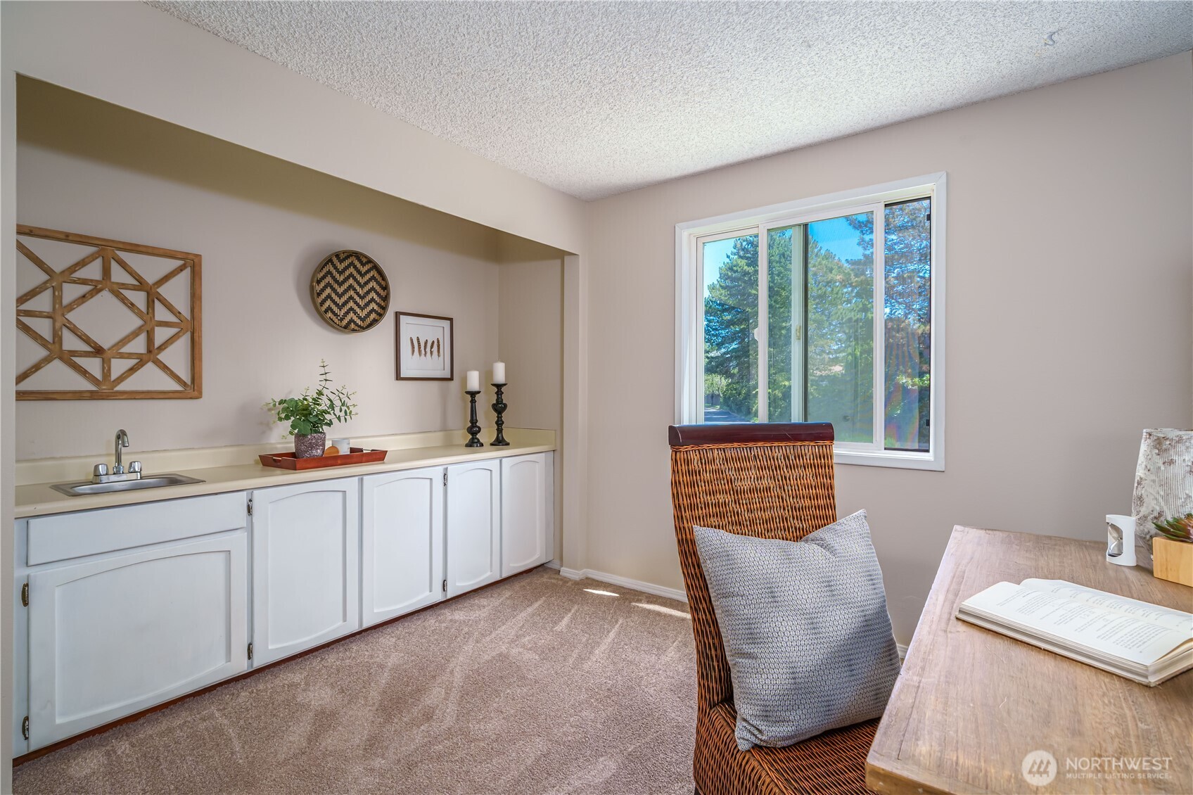 7301 N Skyview Place Unit: B201