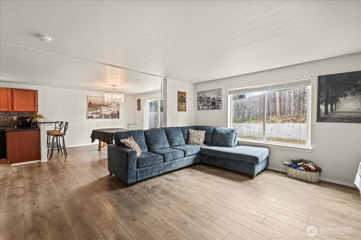 19714 Aspenwood Court SW