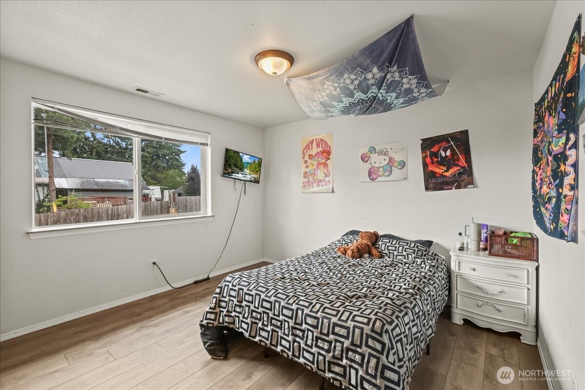 19714 Aspenwood Court SW