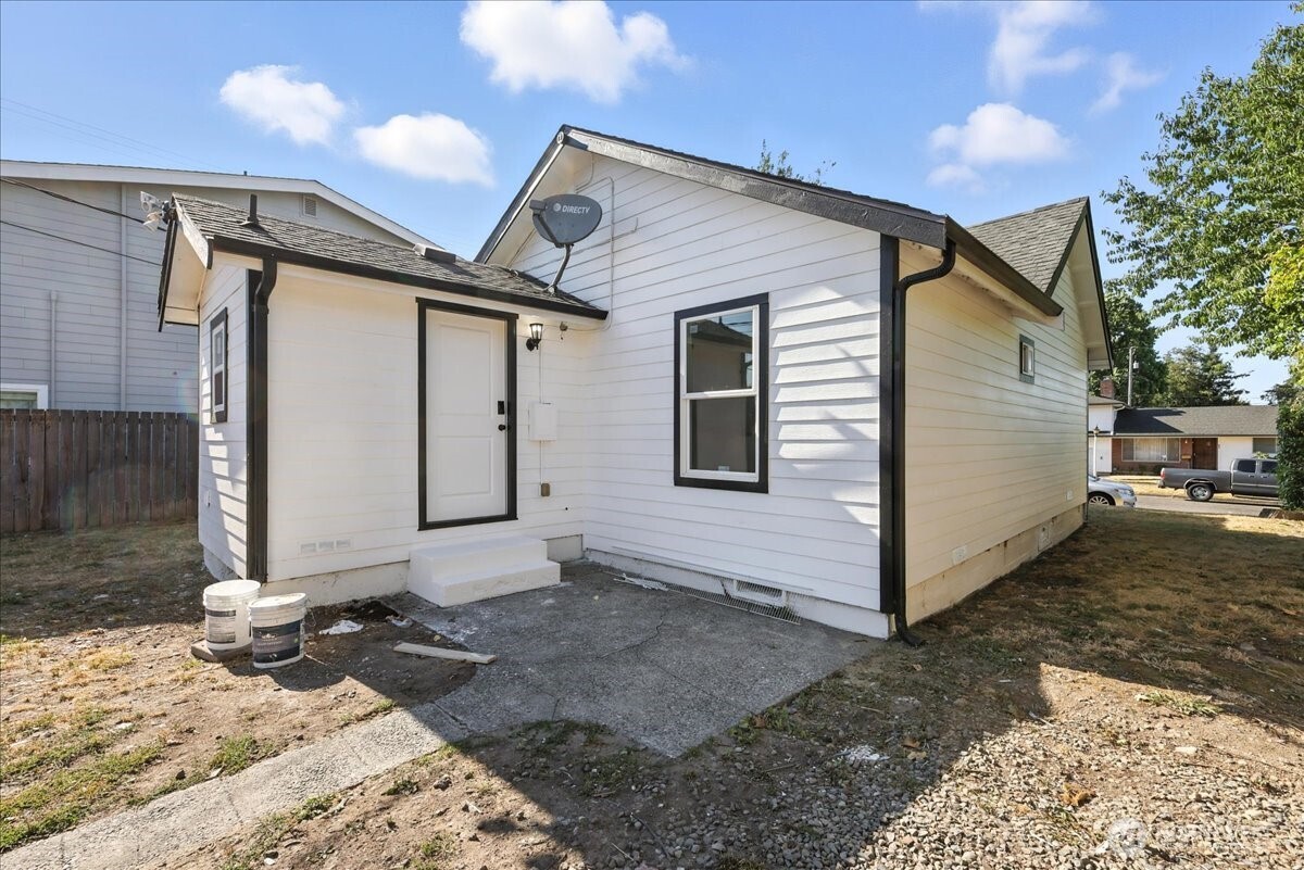 808 E 59th Street