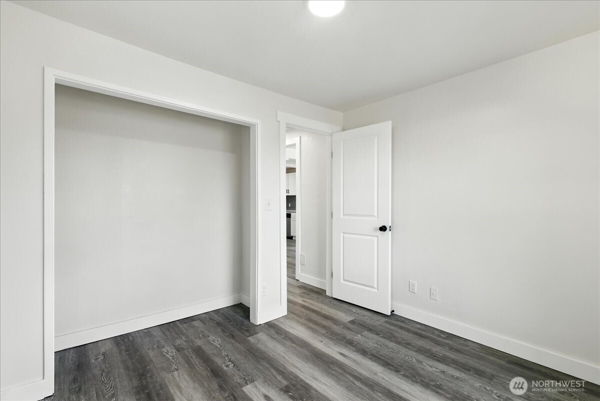 808 E 59th Street