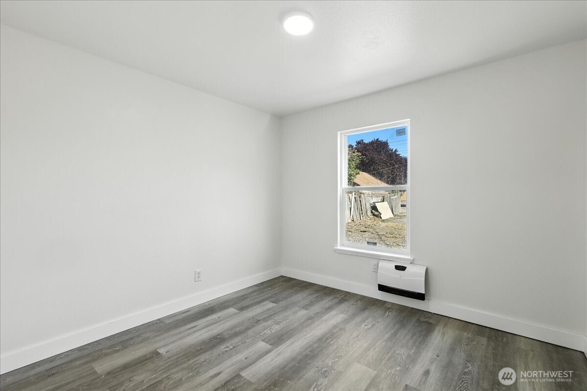 808 E 59th Street