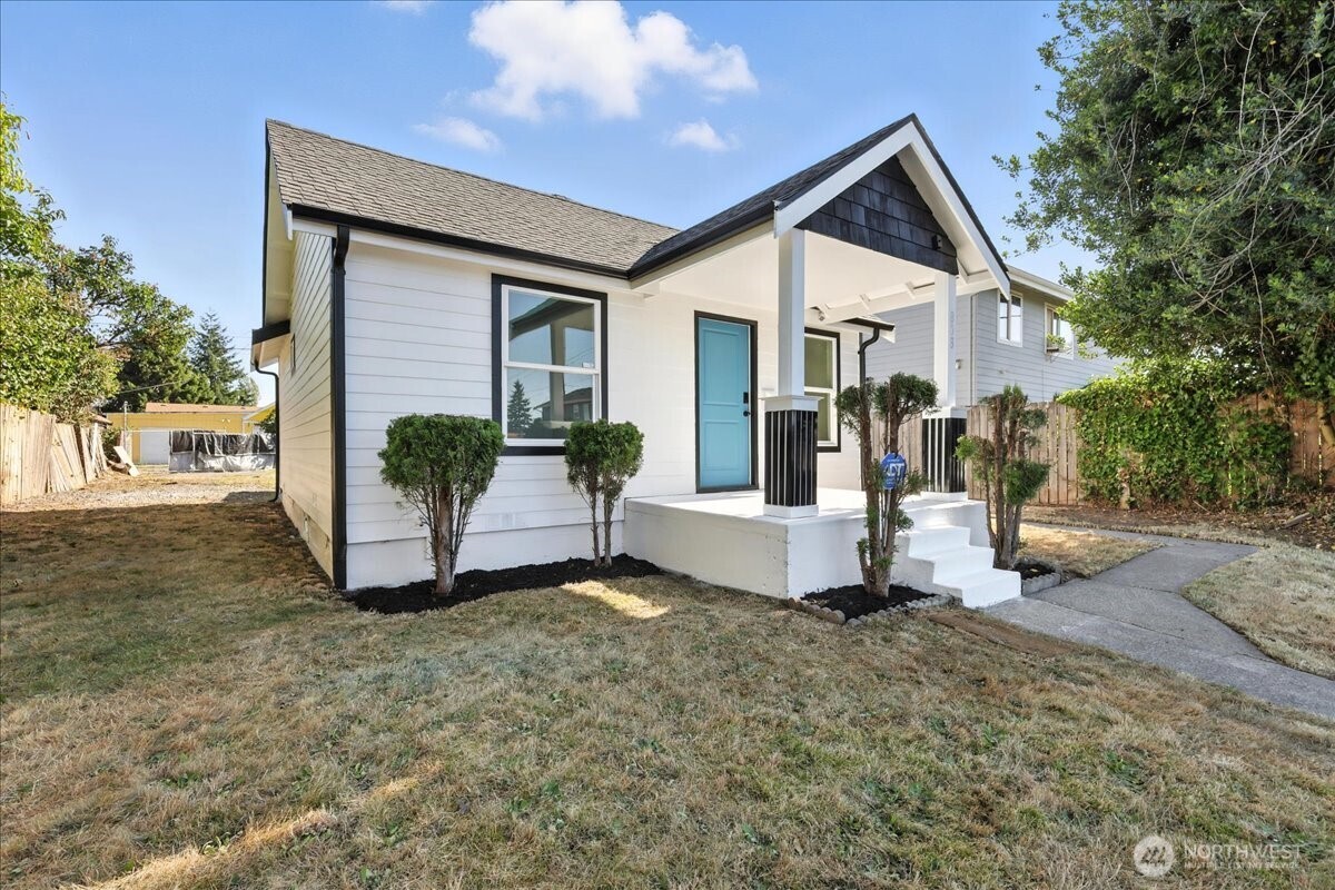 808 E 59th Street