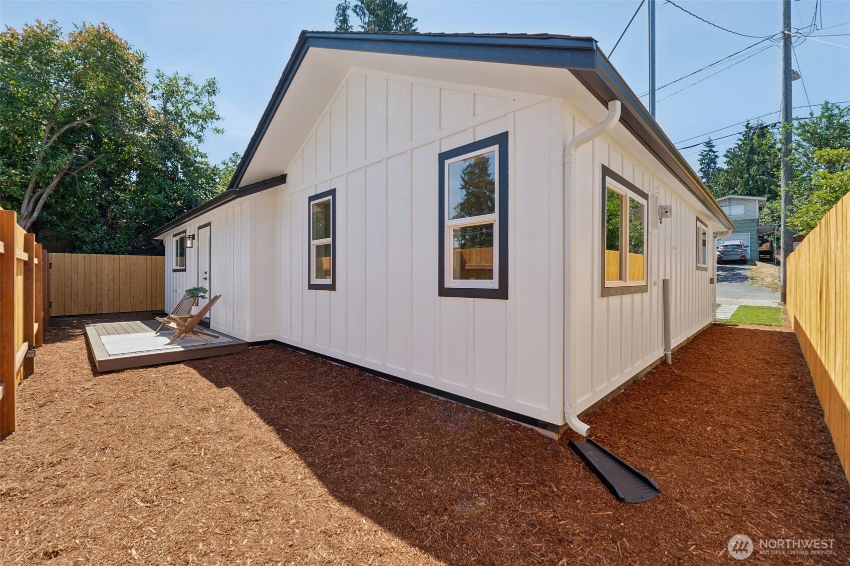 14322 Burke Avenue N