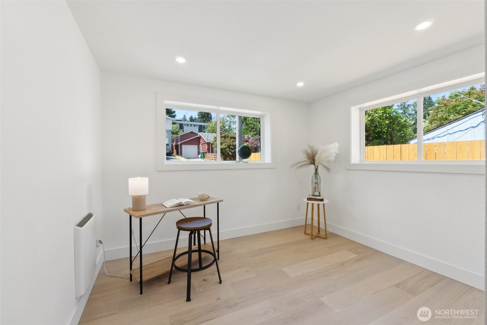 14322 Burke Avenue N