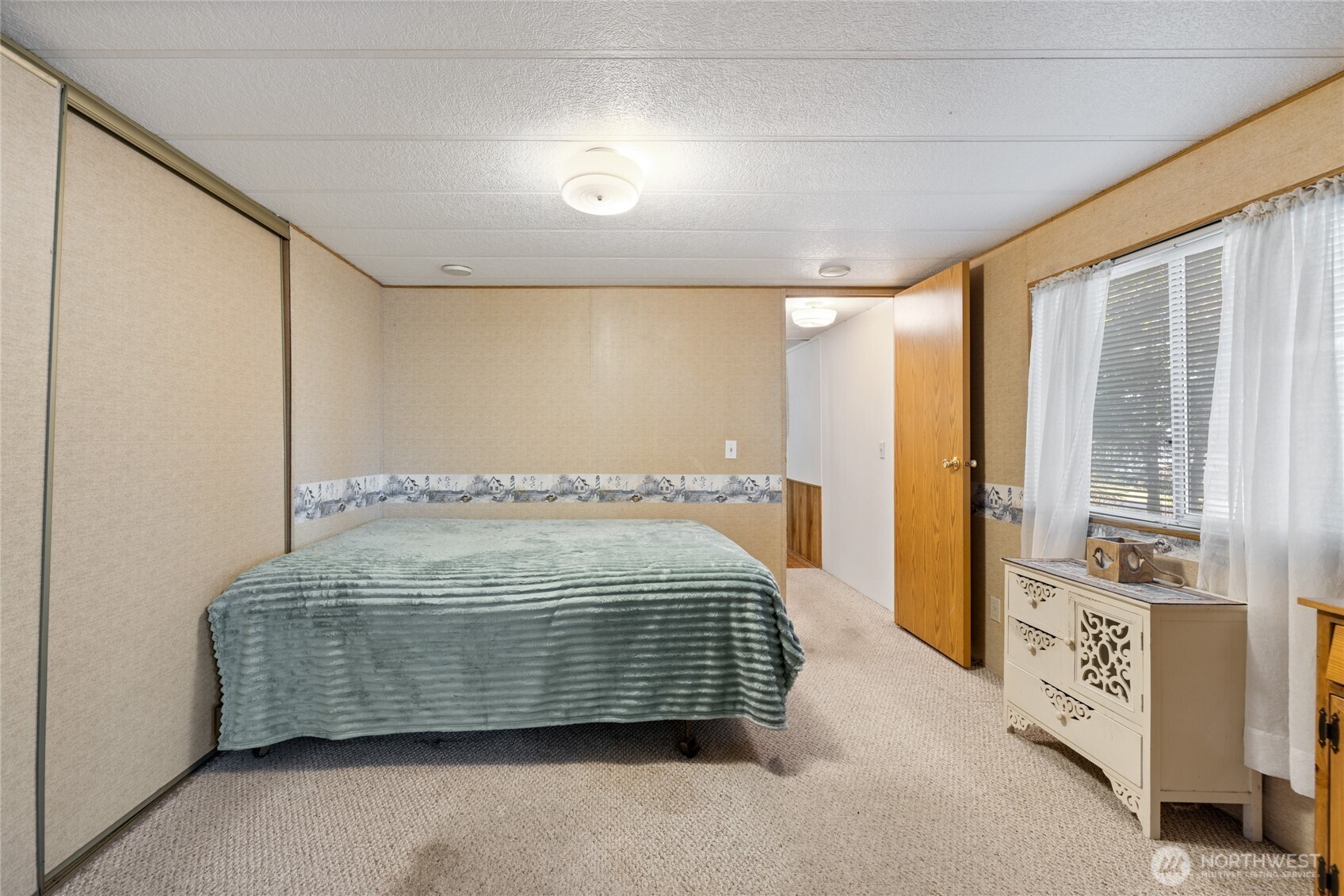 8215 176th Avenue Ct SW