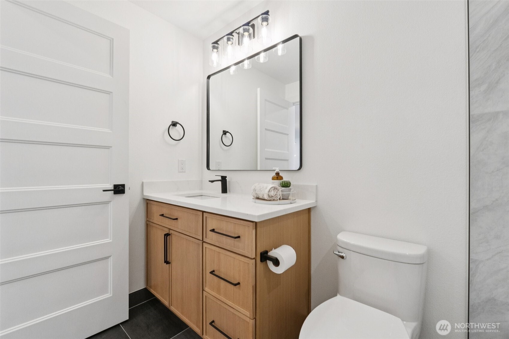 14322 Burke Avenue N