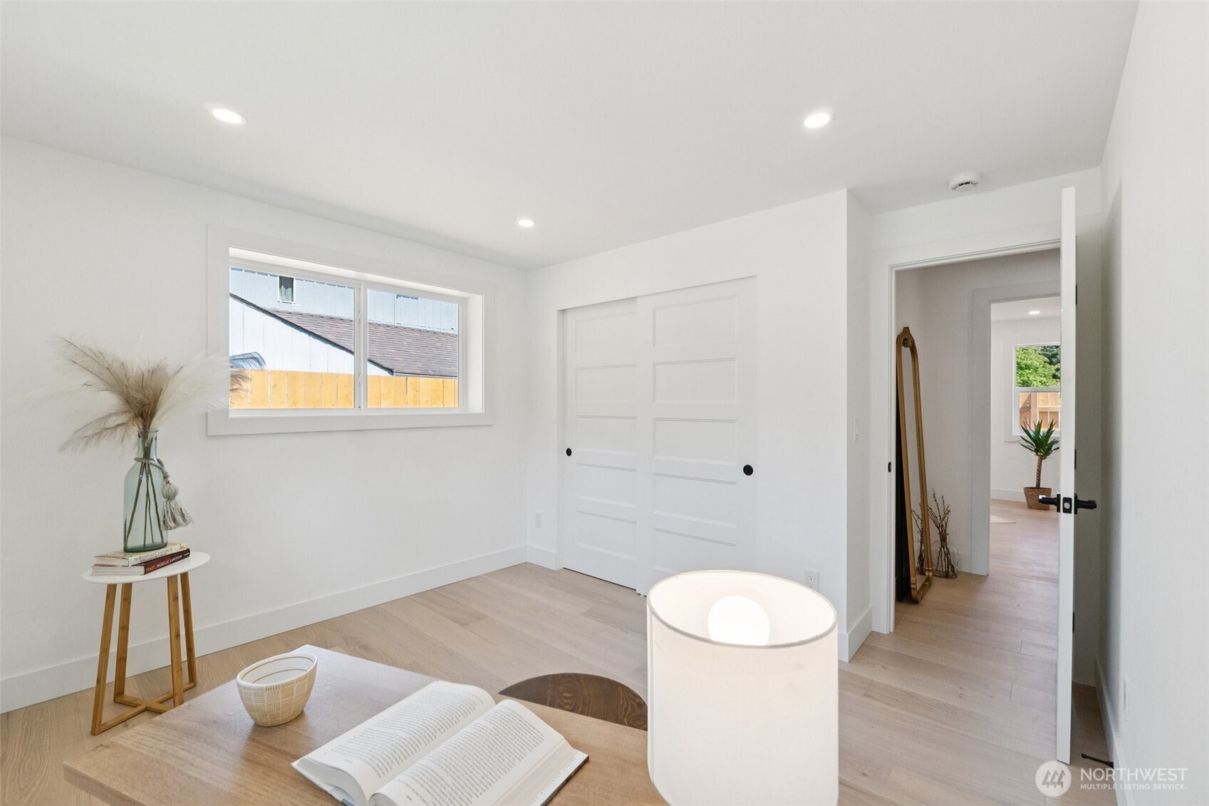 14322 Burke Avenue N