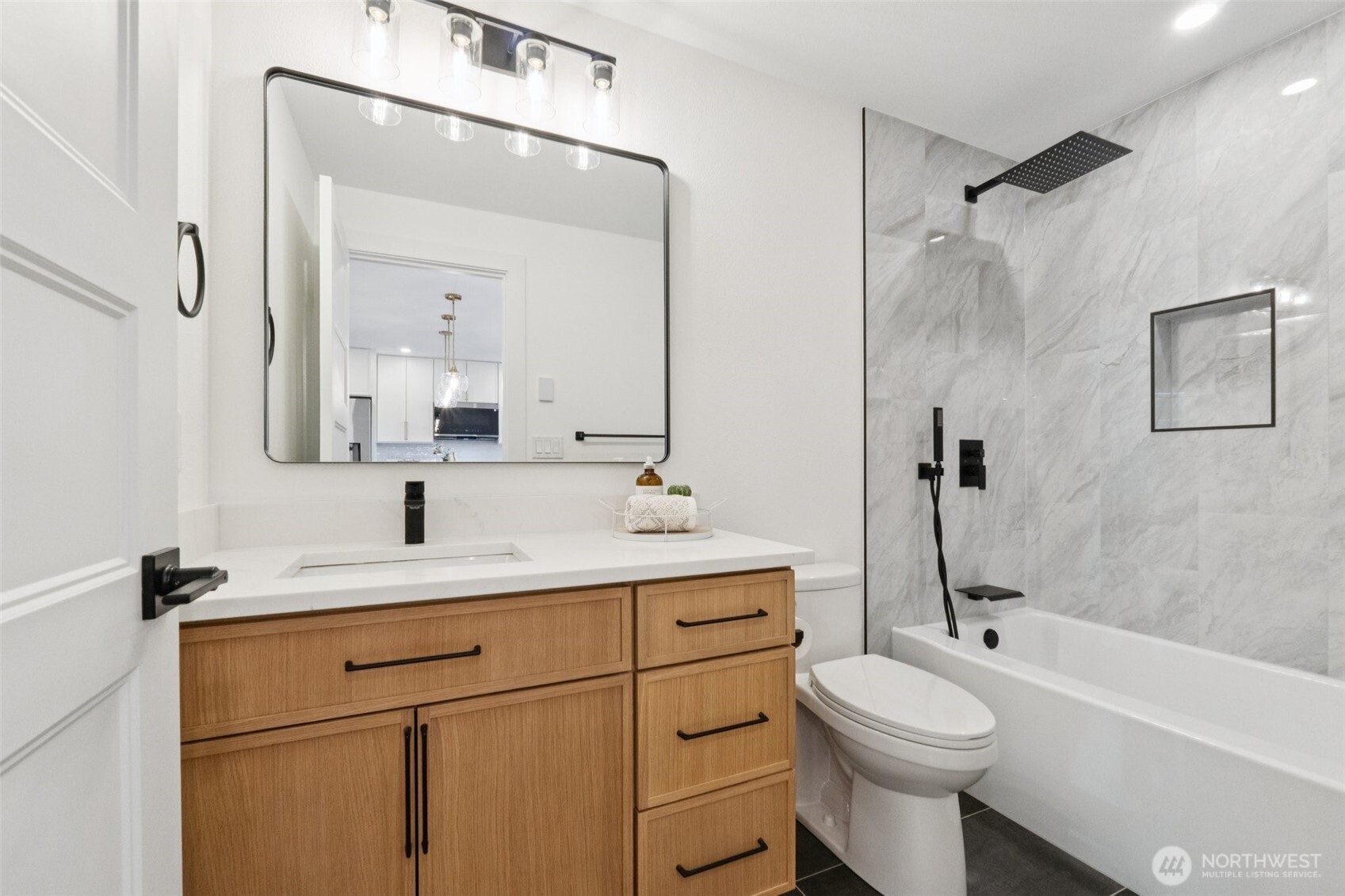 14322 Burke Avenue N