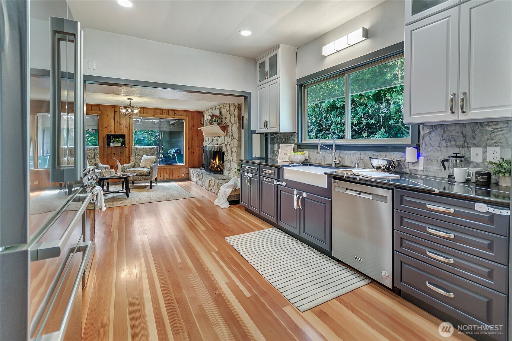 1418 3rd Street SE
