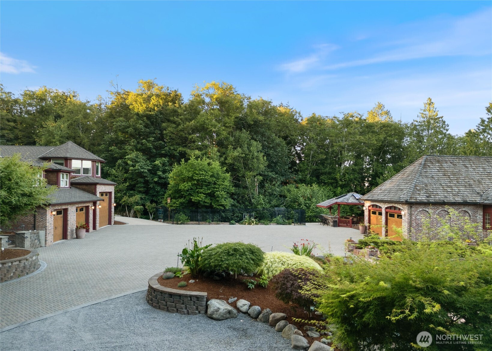 1381 Alaska Avenue SE