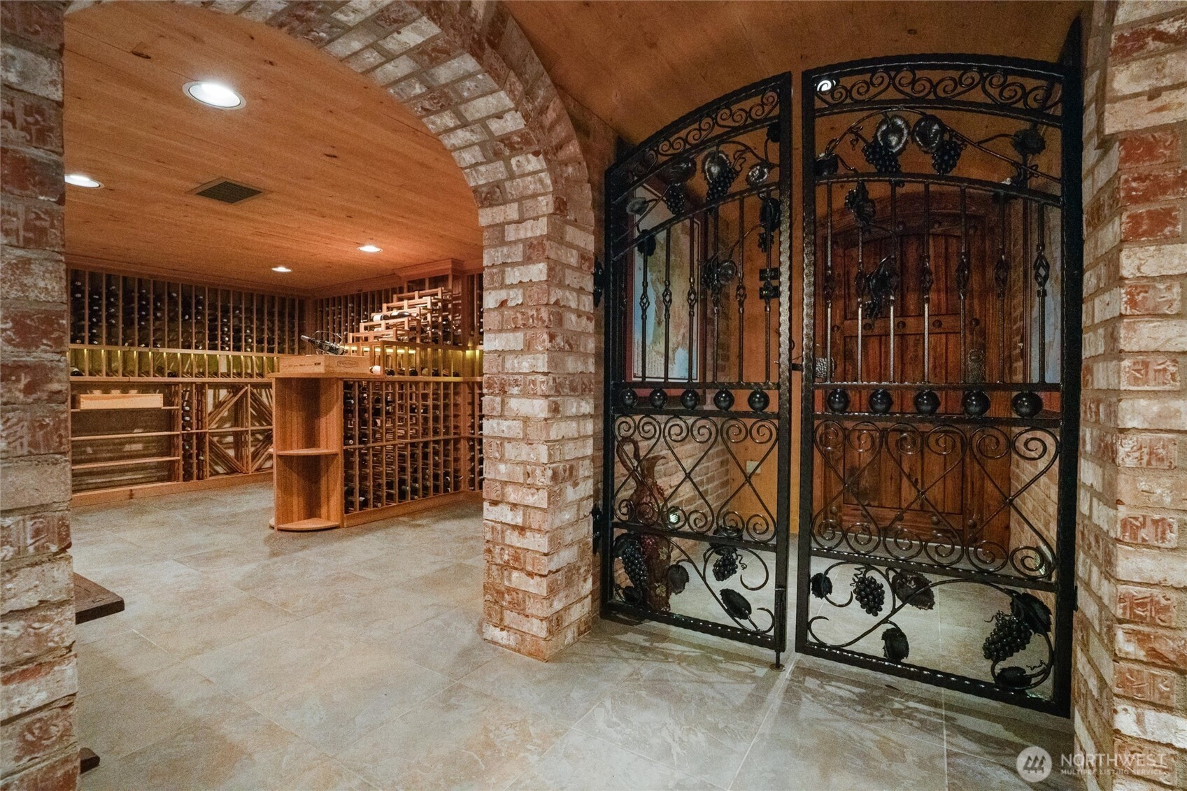 1381 Alaska Avenue SE