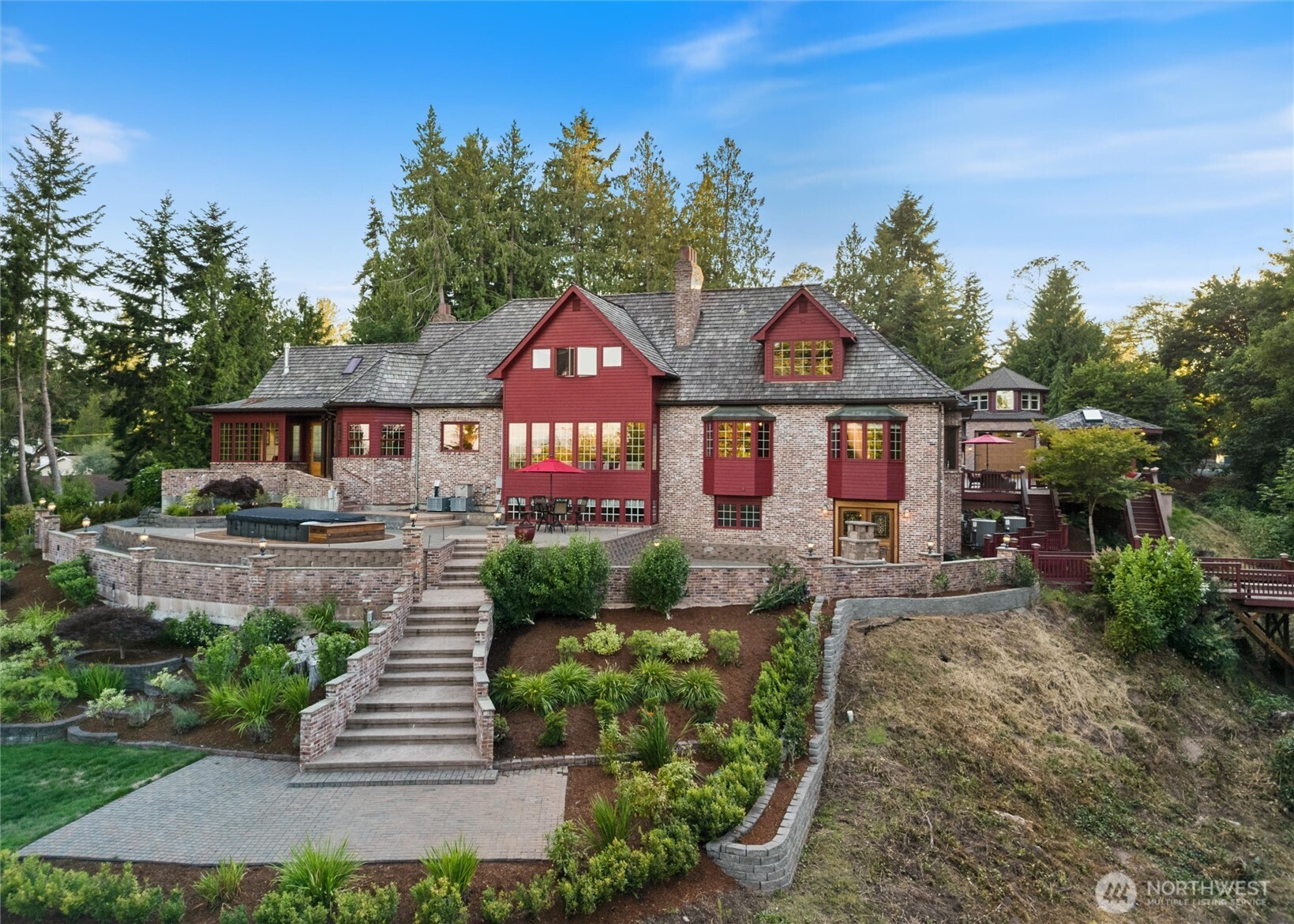 1381 Alaska Avenue SE